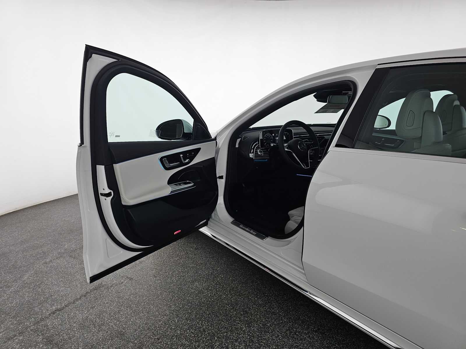 2026 Mercedes-Benz E 450 4MATIC® Sedan