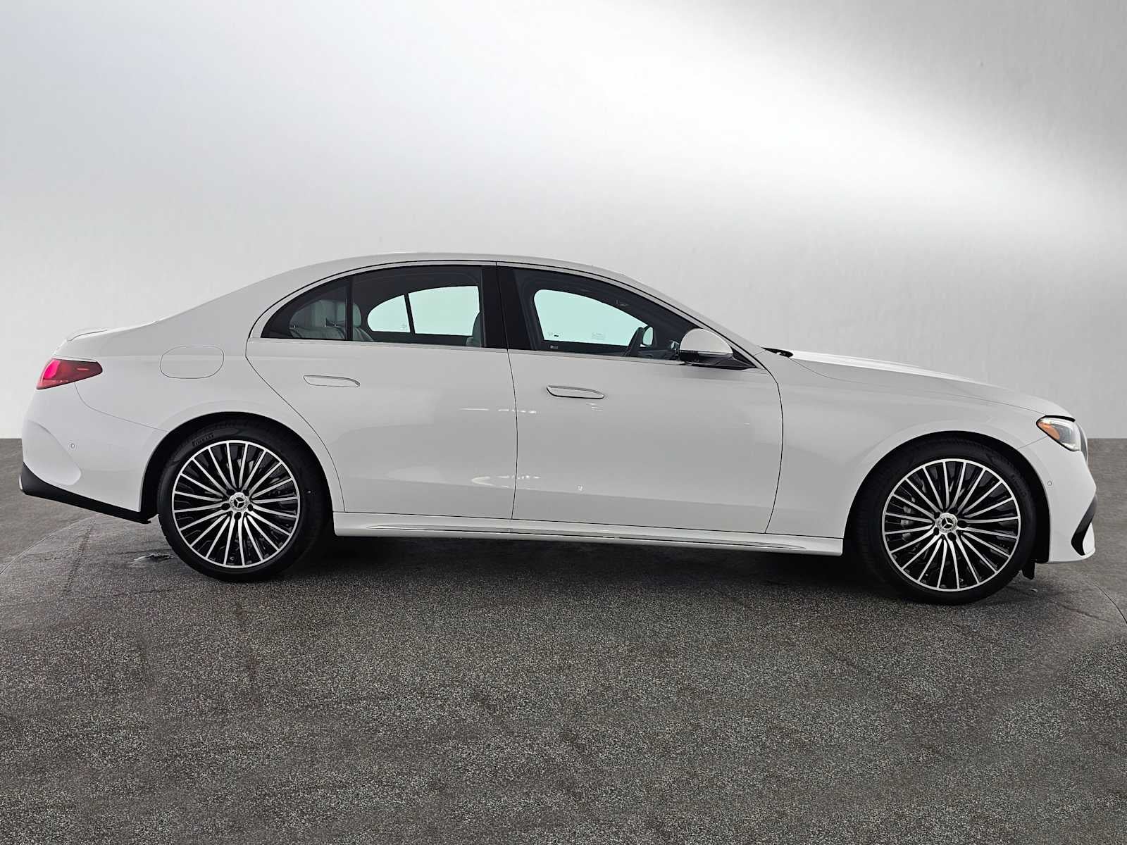 2026 Mercedes-Benz E 450 4MATIC® Sedan