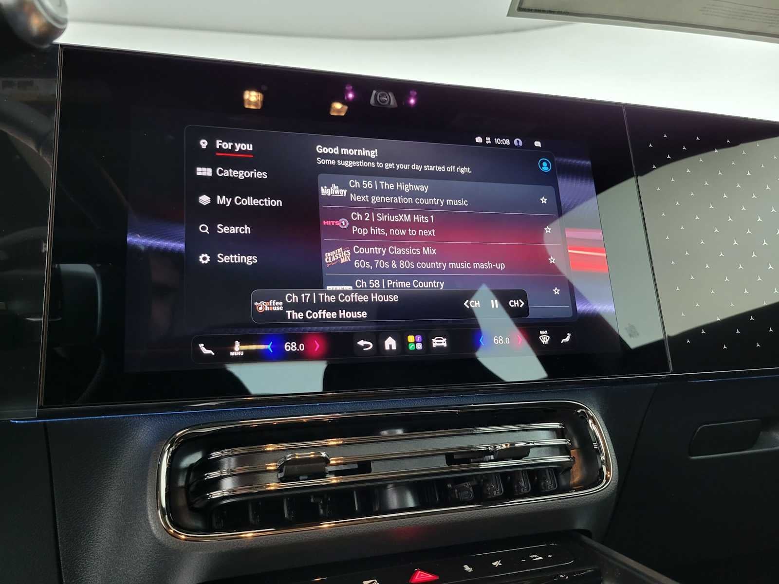 2027 Mercedes-Benz CLA 220 Hybrid FWD