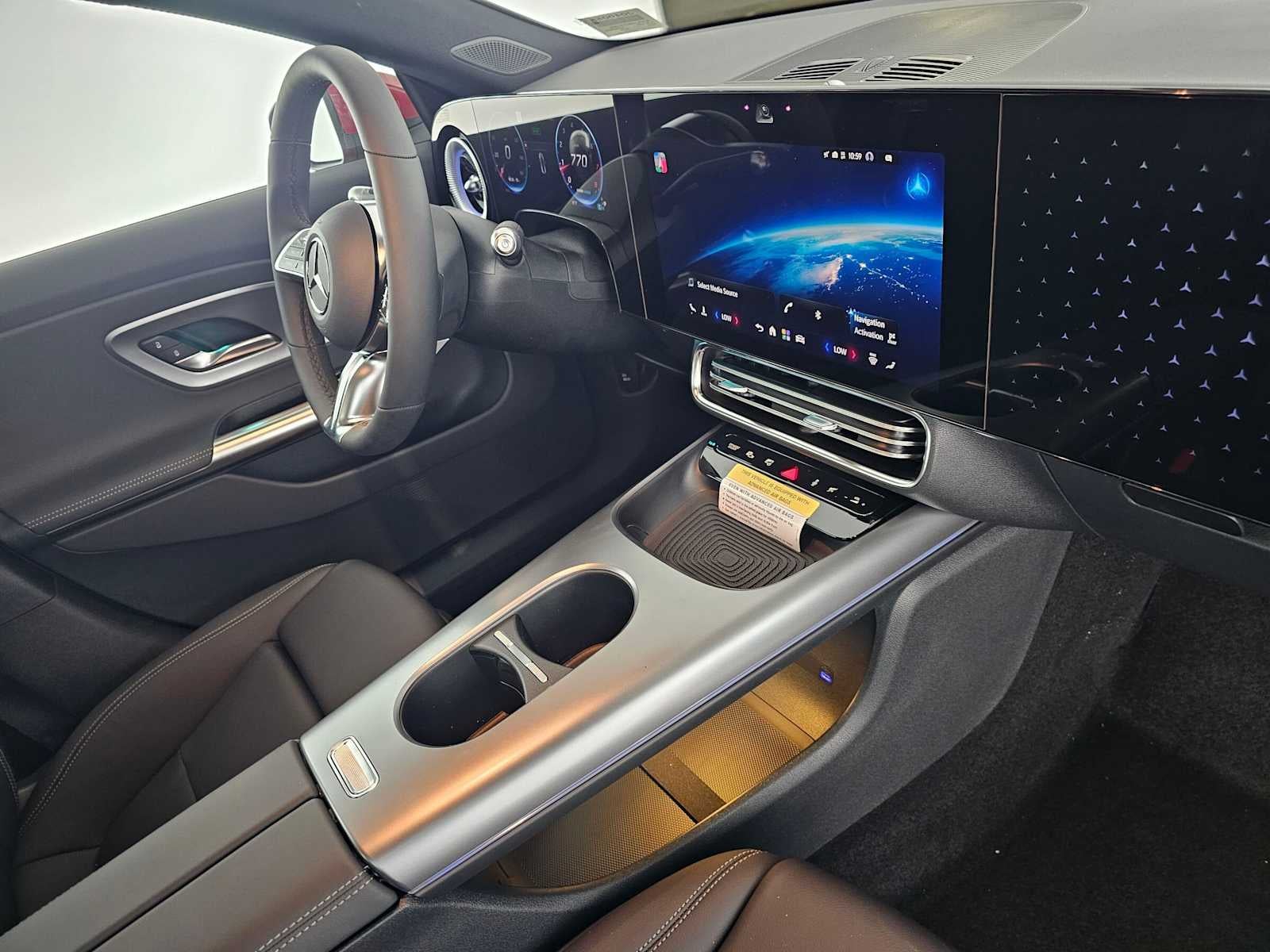 2027 Mercedes-Benz CLA 220 Hybrid FWD