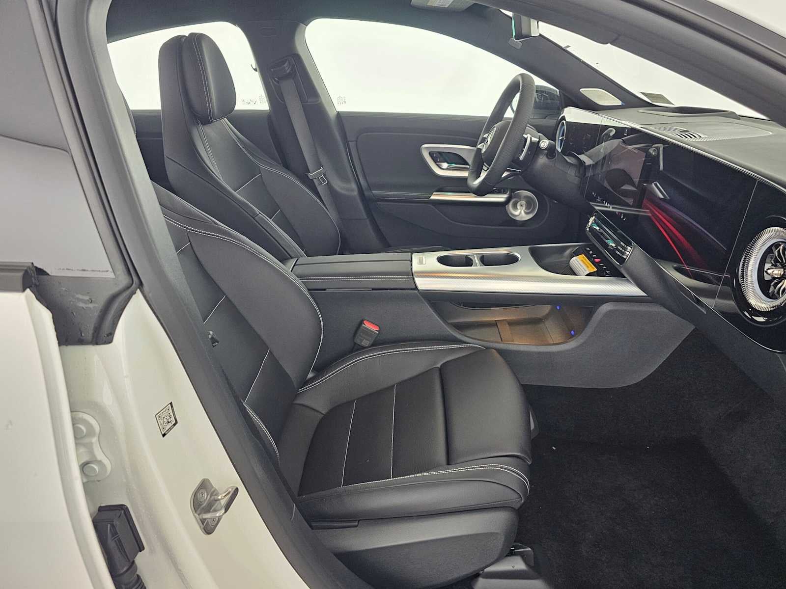 2027 Mercedes-Benz CLA 220 Hybrid FWD
