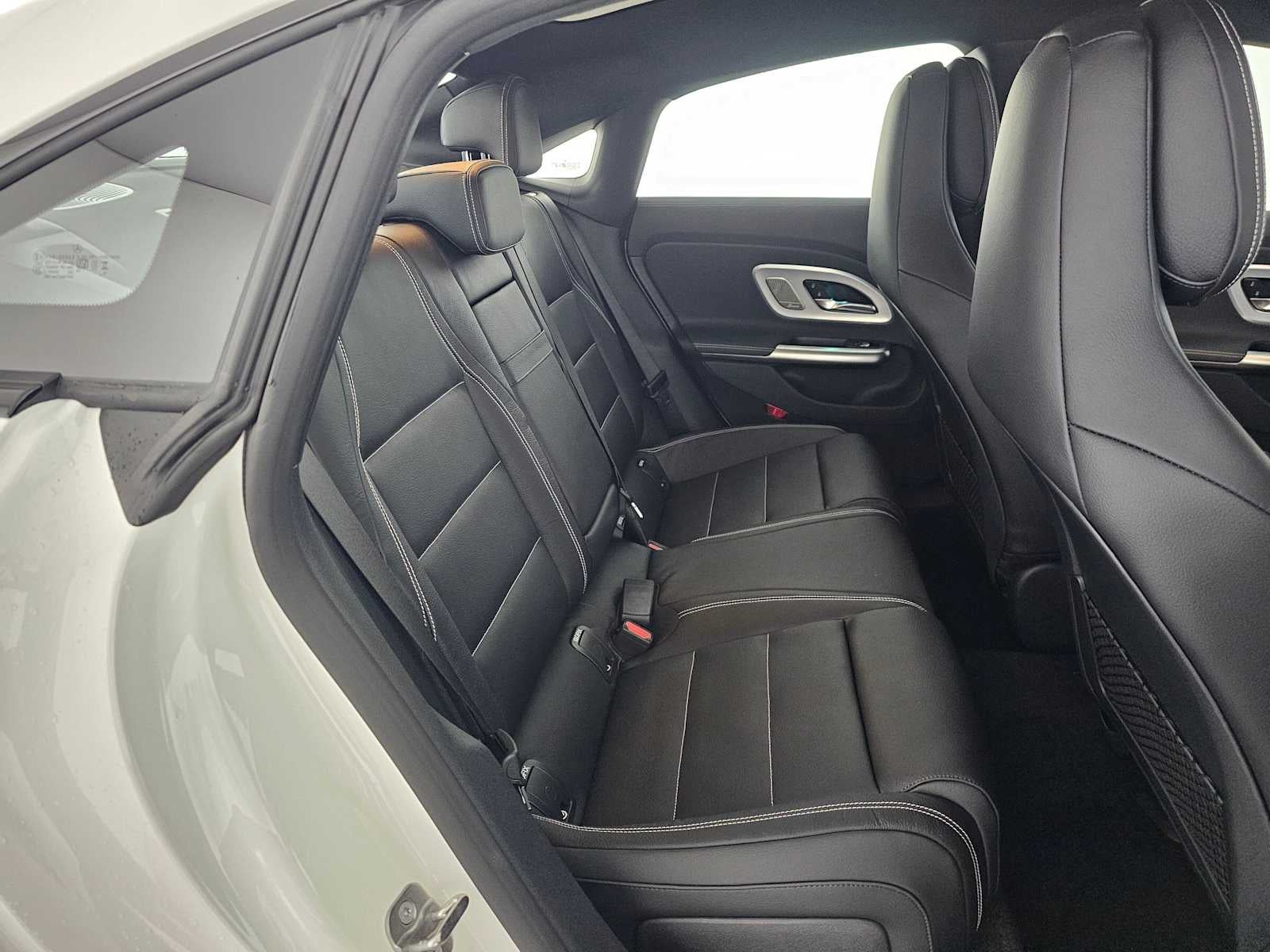 2027 Mercedes-Benz CLA 220 Hybrid FWD
