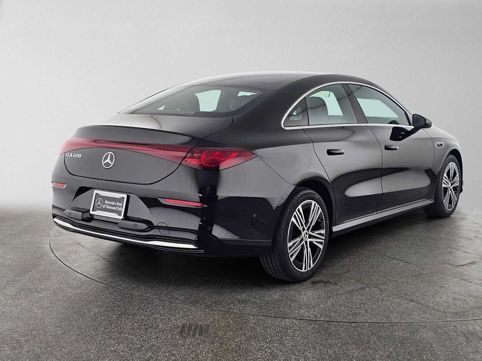 2027 Mercedes-Benz CLA 220 Hybrid FWD