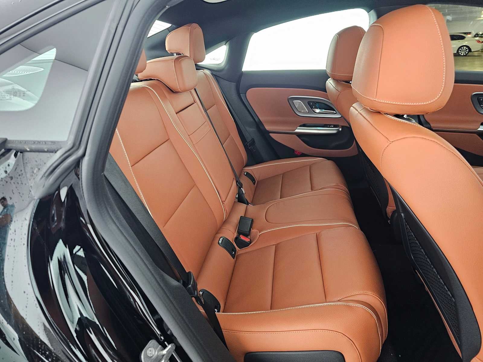 2027 Mercedes-Benz CLA 220 Hybrid FWD
