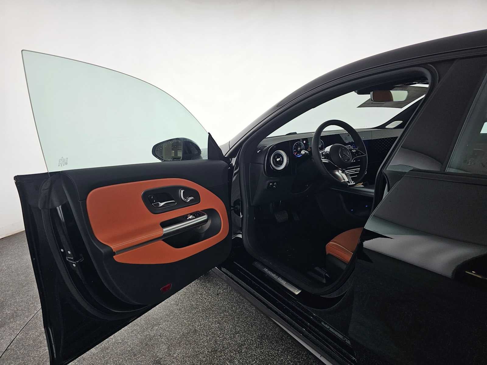 2027 Mercedes-Benz CLA 220 Hybrid FWD