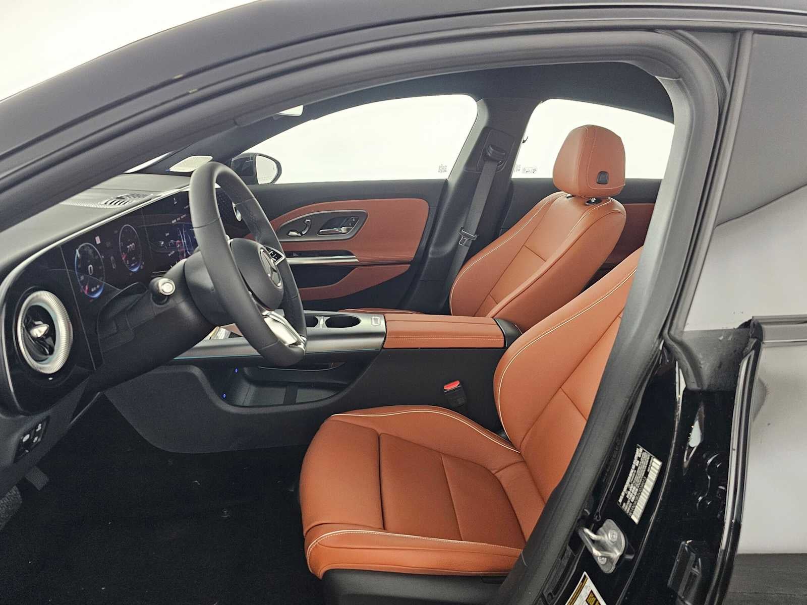 2027 Mercedes-Benz CLA 220 Hybrid FWD