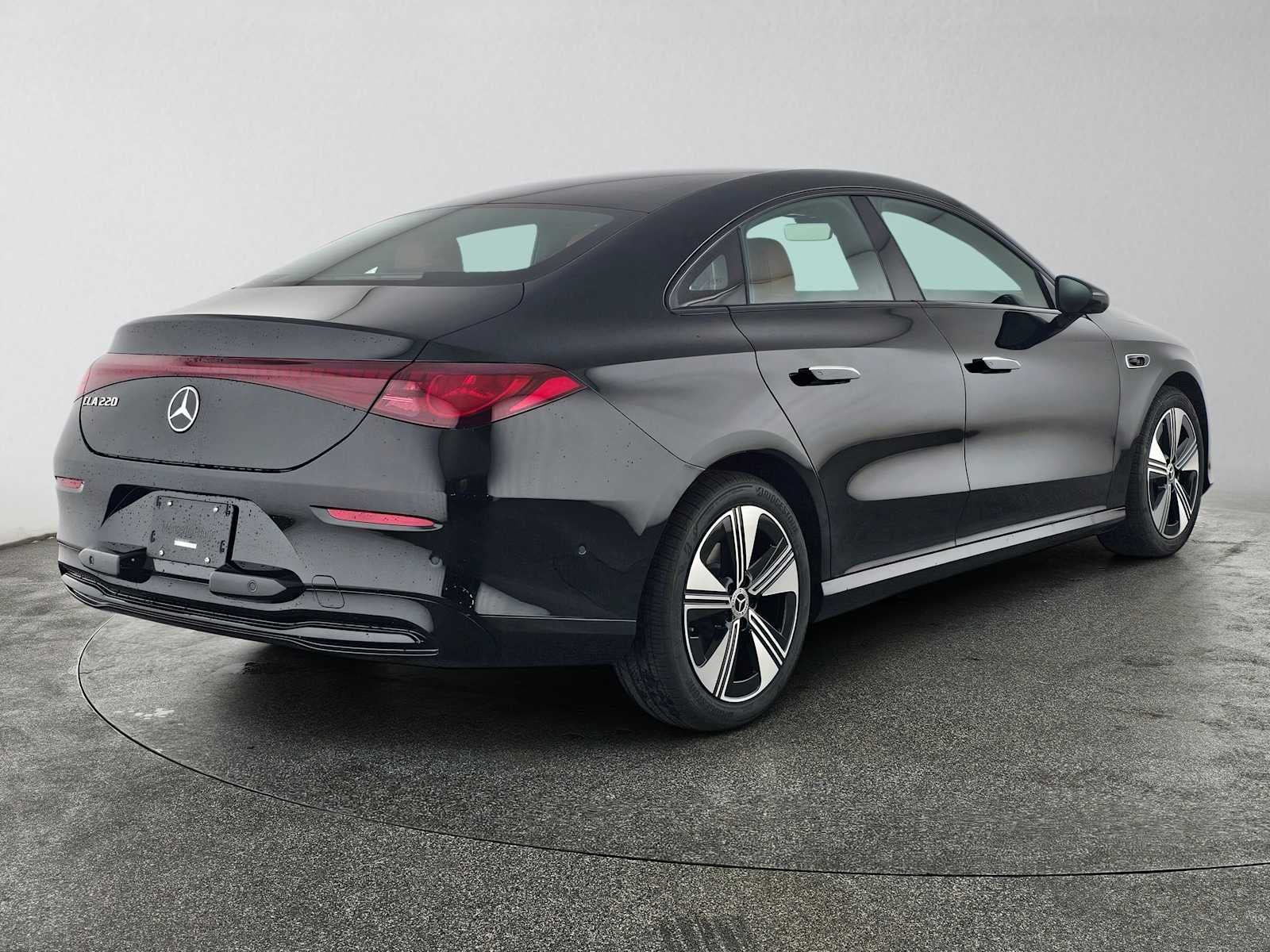 2027 Mercedes-Benz CLA 220 Hybrid FWD