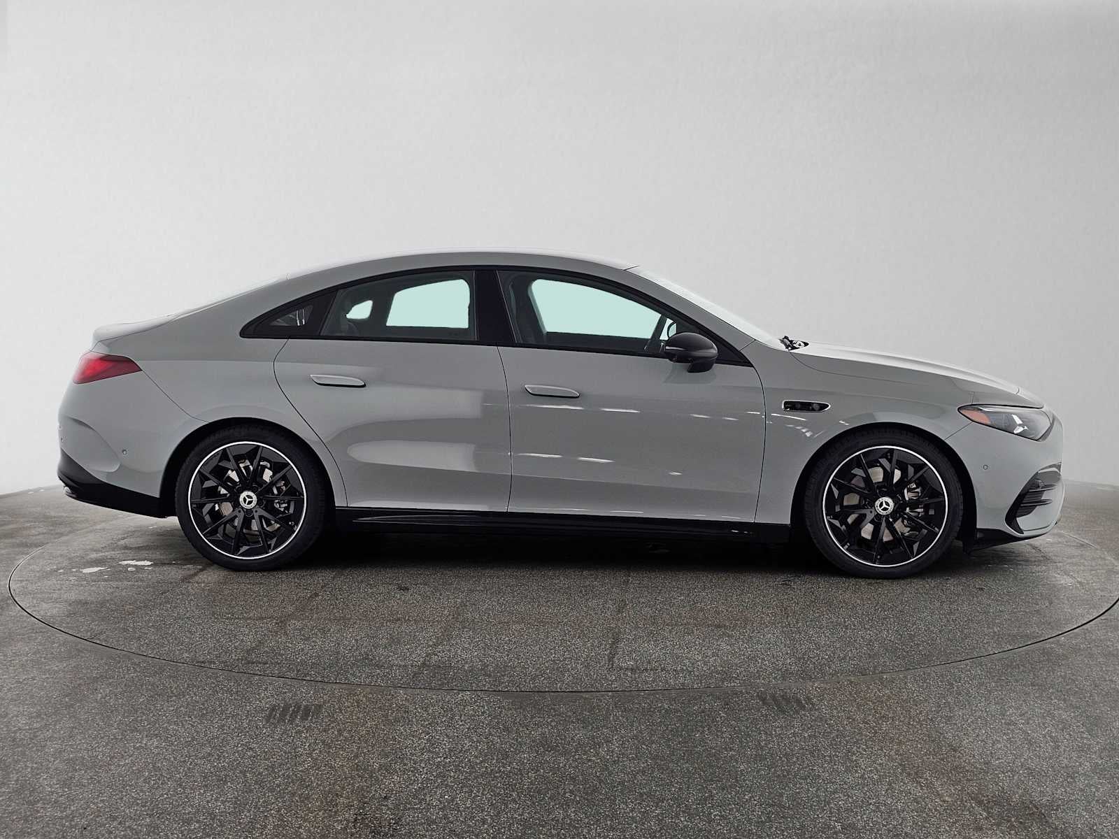 2027 Mercedes-Benz CLA 220 Hybrid FWD