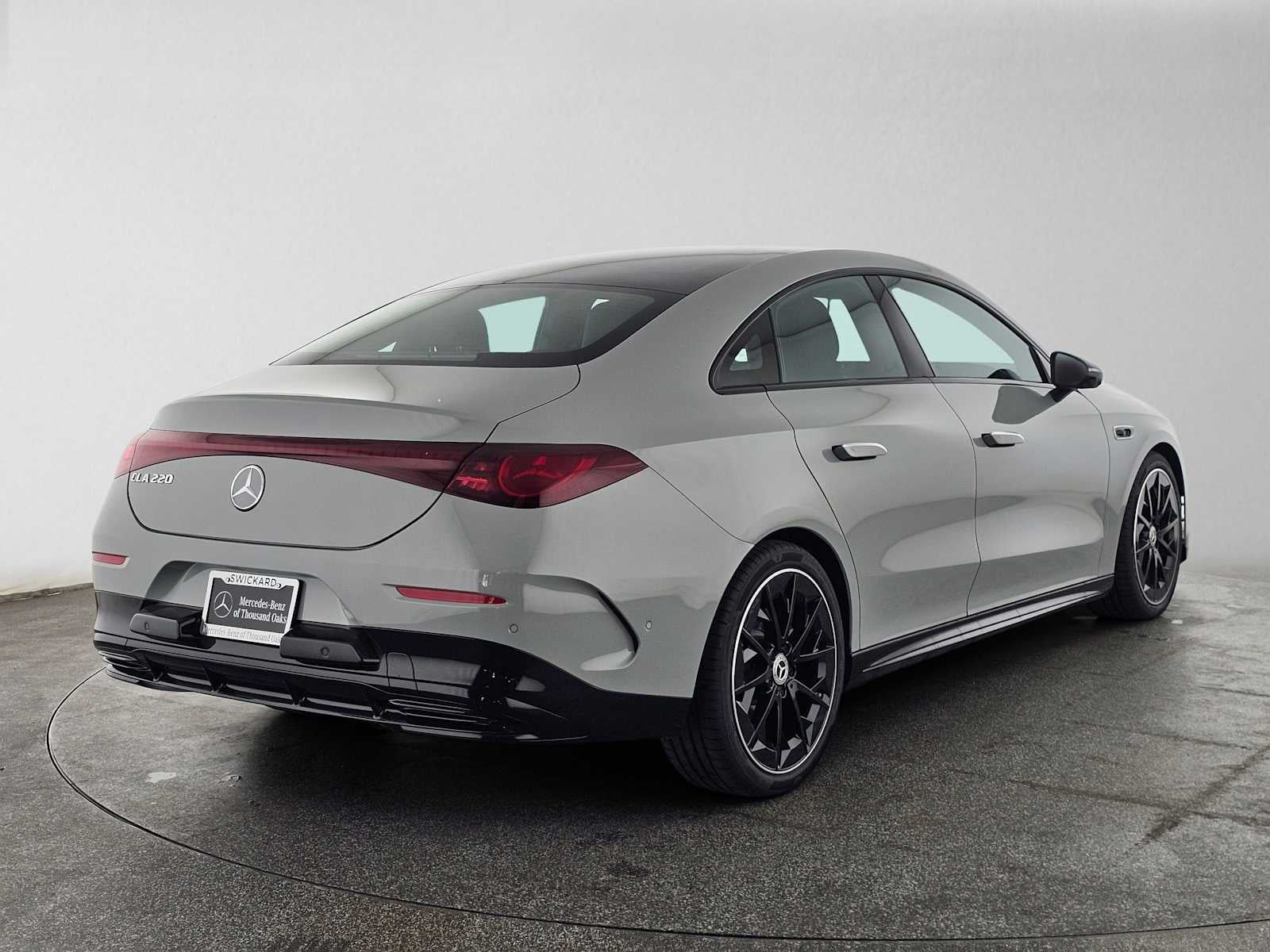 2027 Mercedes-Benz CLA 220 Hybrid FWD