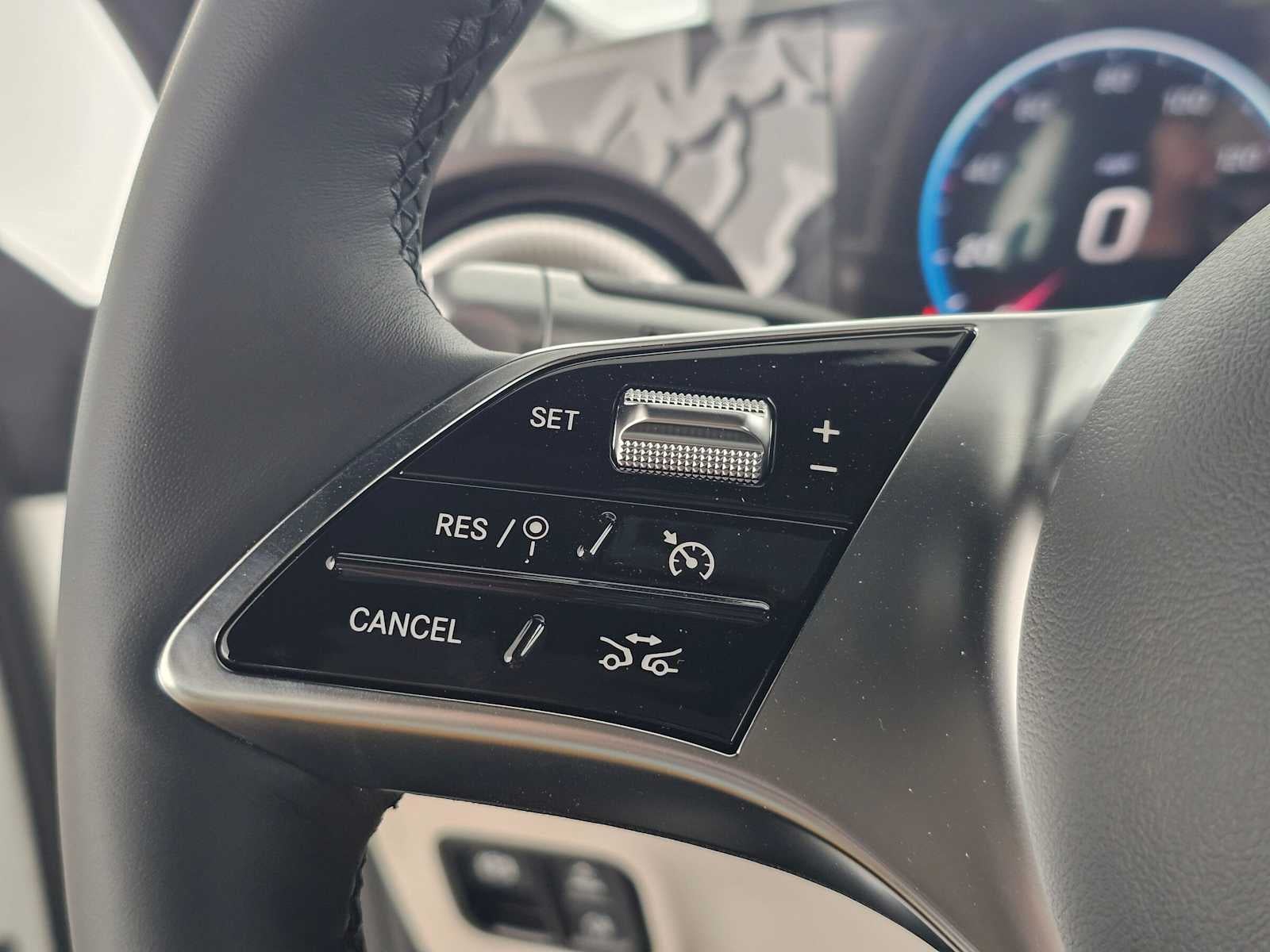 2027 Mercedes-Benz CLA 220 Hybrid FWD