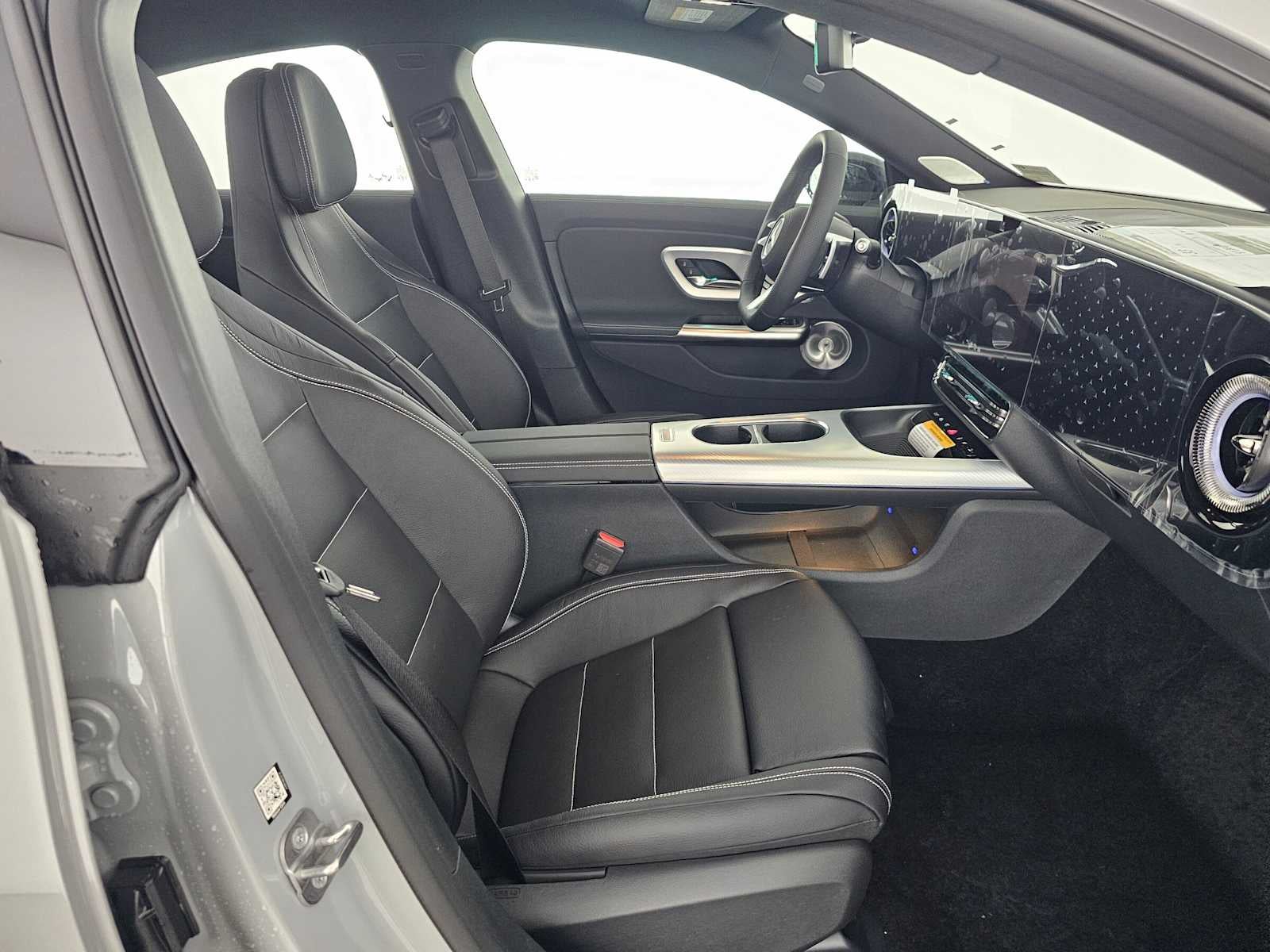 2027 Mercedes-Benz CLA 220 Hybrid FWD
