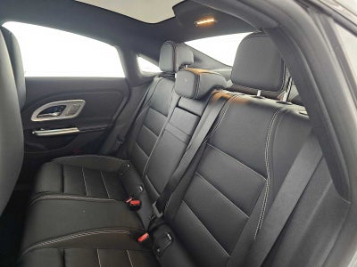 2027 Mercedes-Benz CLA 220 Hybrid FWD