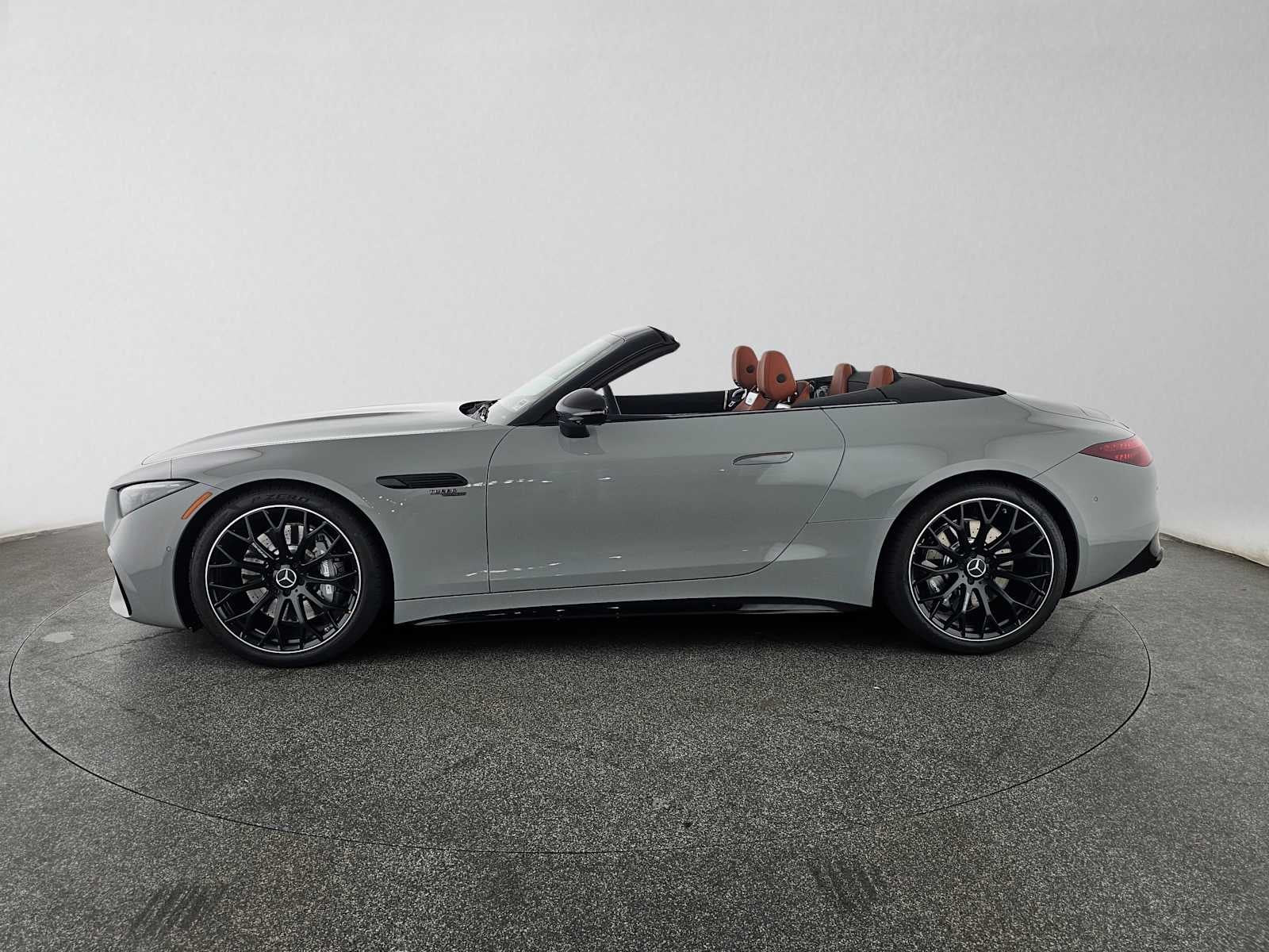 2026 Mercedes-Benz AMG® SL 43 Roadster