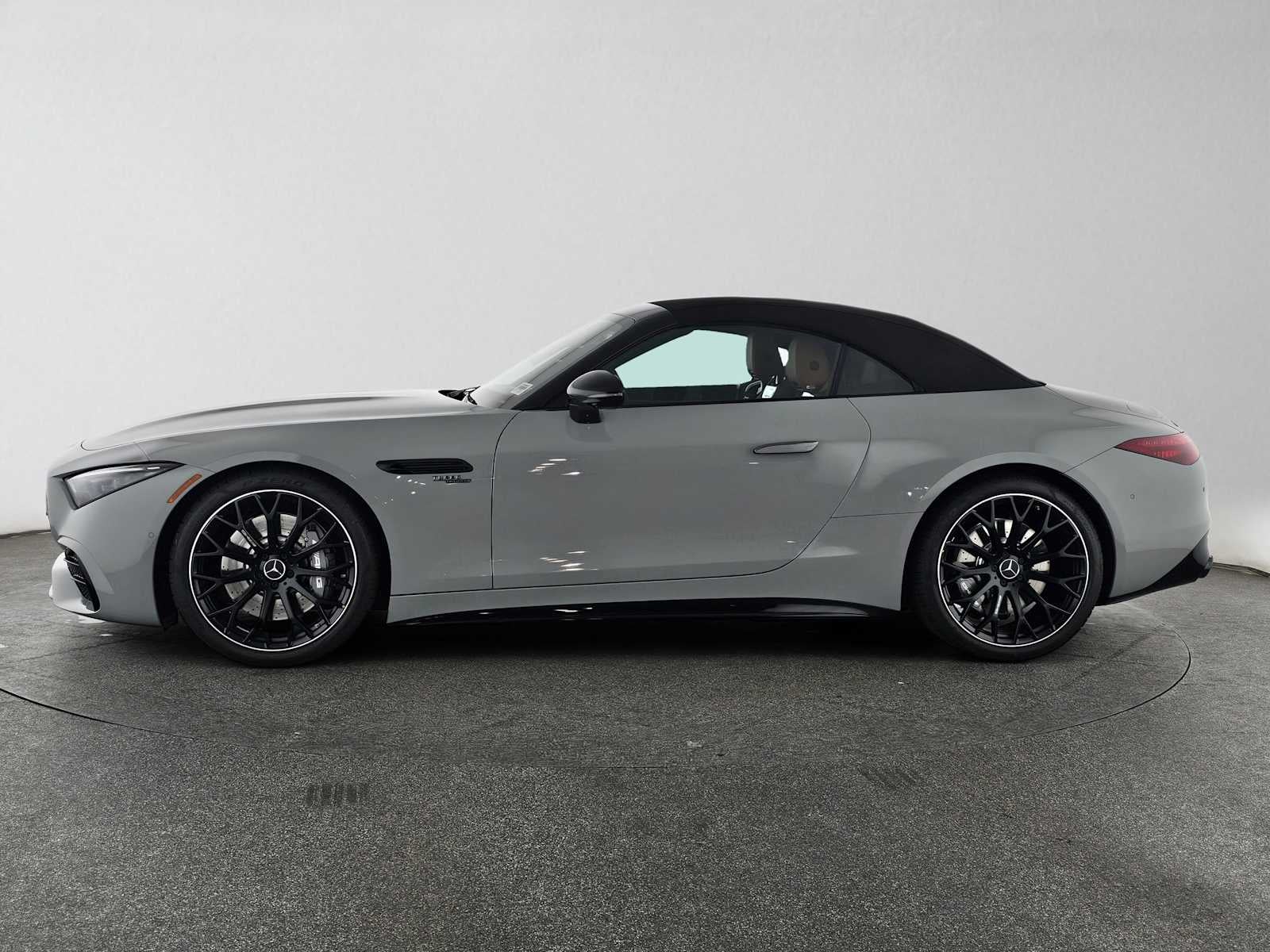 2026 Mercedes-Benz AMG® SL 43 Roadster