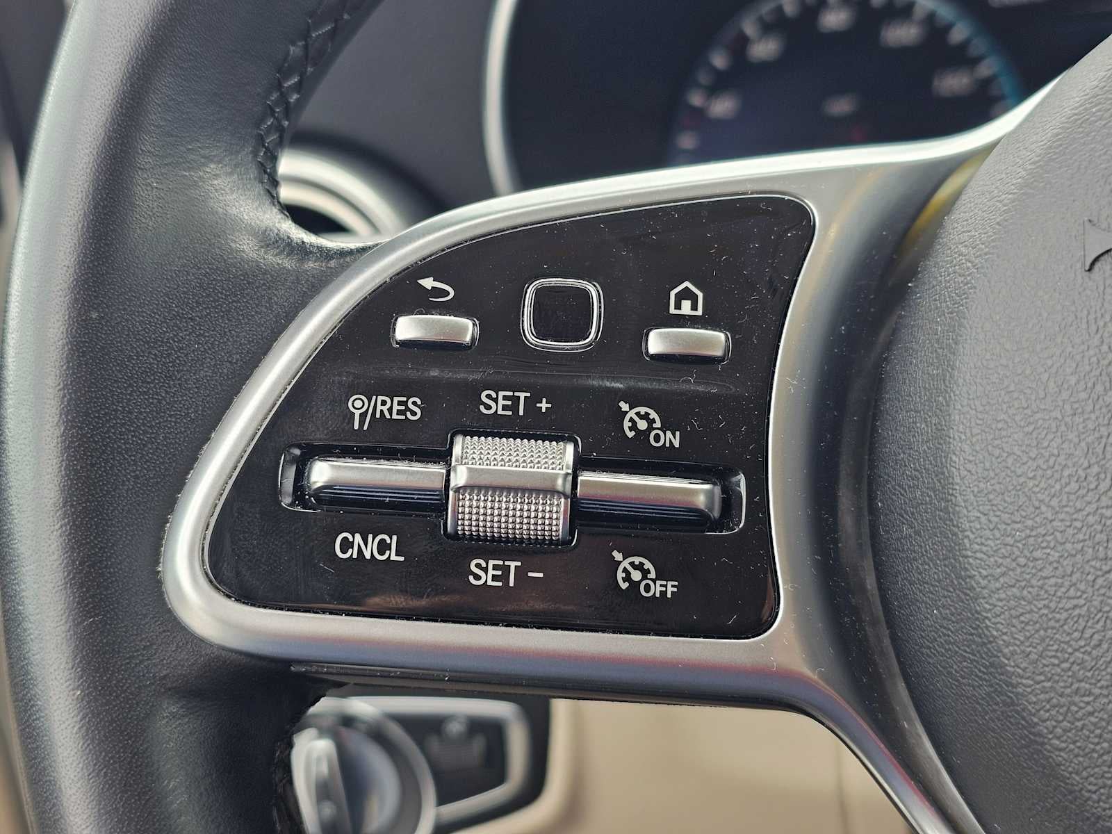 2022 Mercedes-Benz GLC 300 SUV