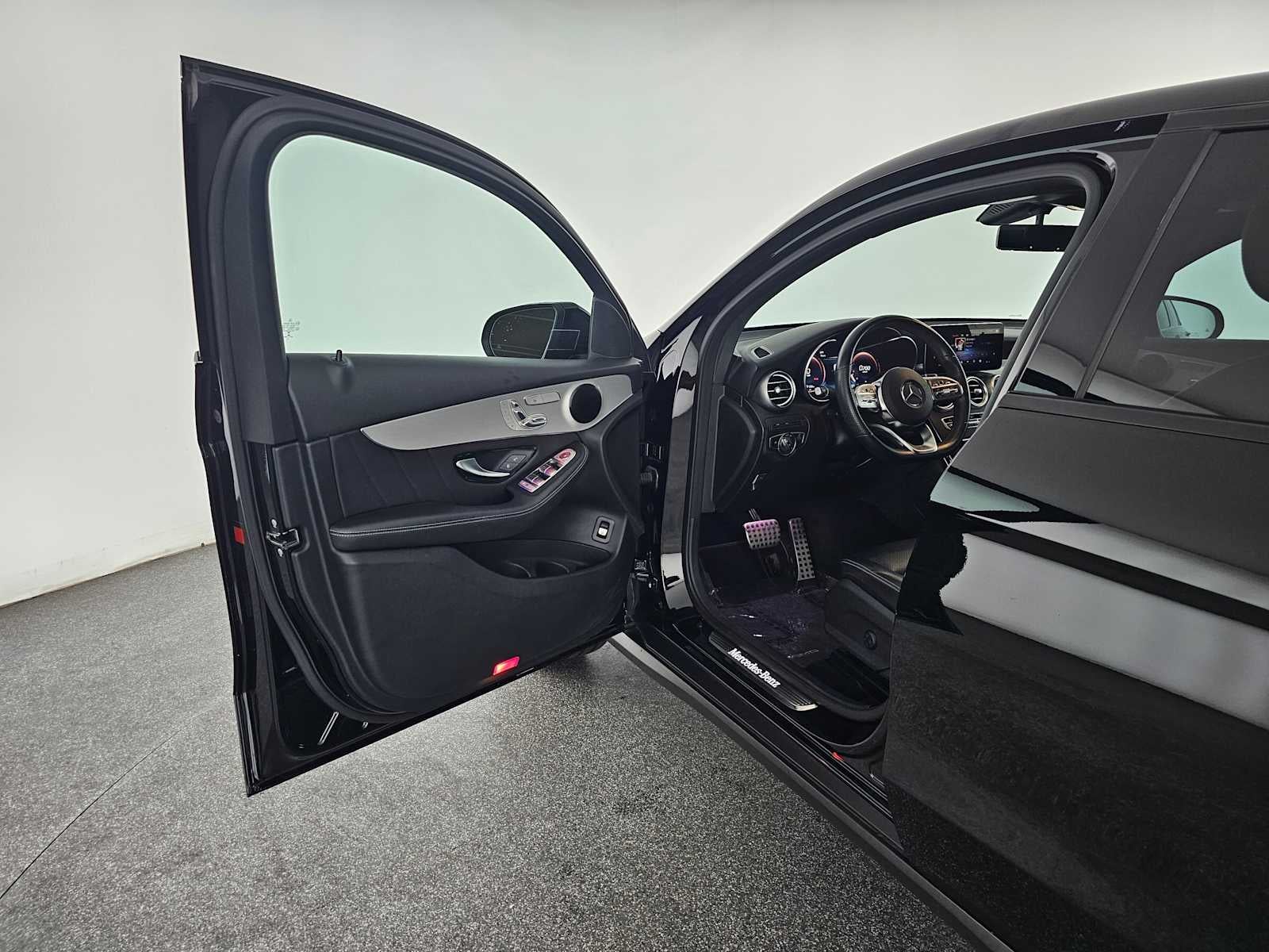 2021 Mercedes-Benz GLC GLC 300