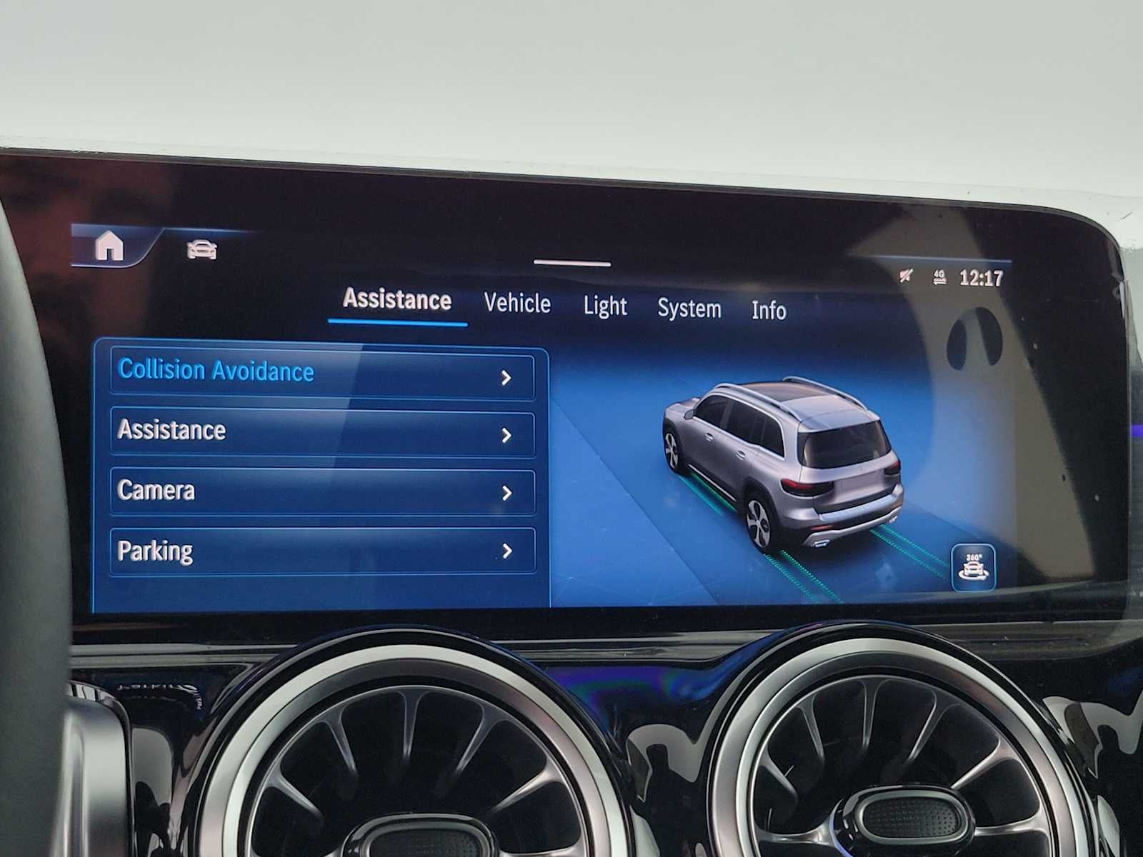 2026 Mercedes-Benz GLB 250 SUV