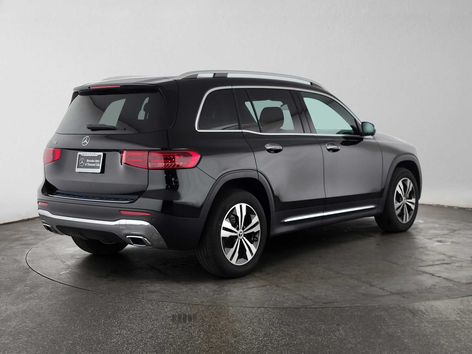 2026 Mercedes-Benz GLB 250 SUV