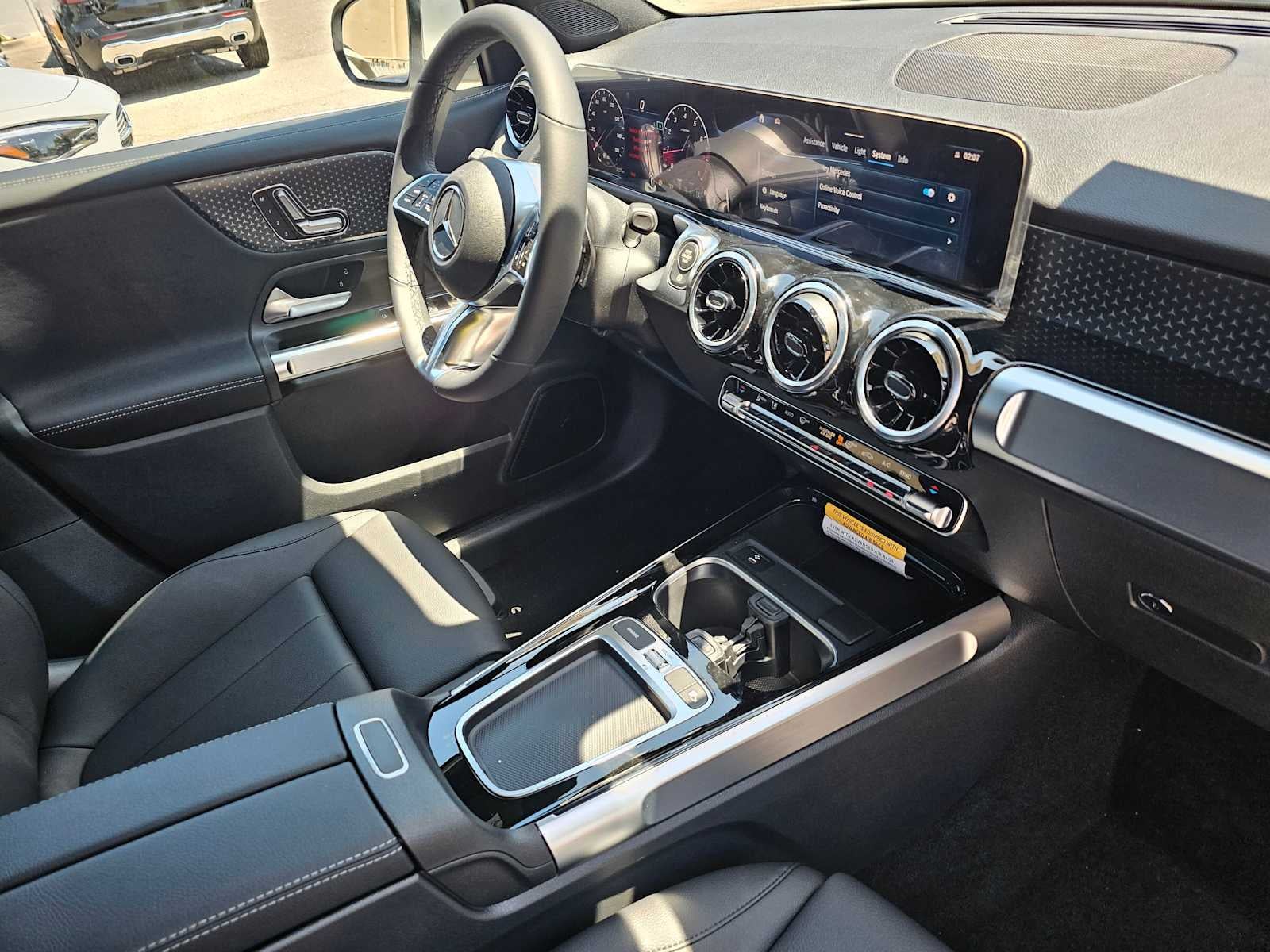 2026 Mercedes-Benz GLB 250 SUV