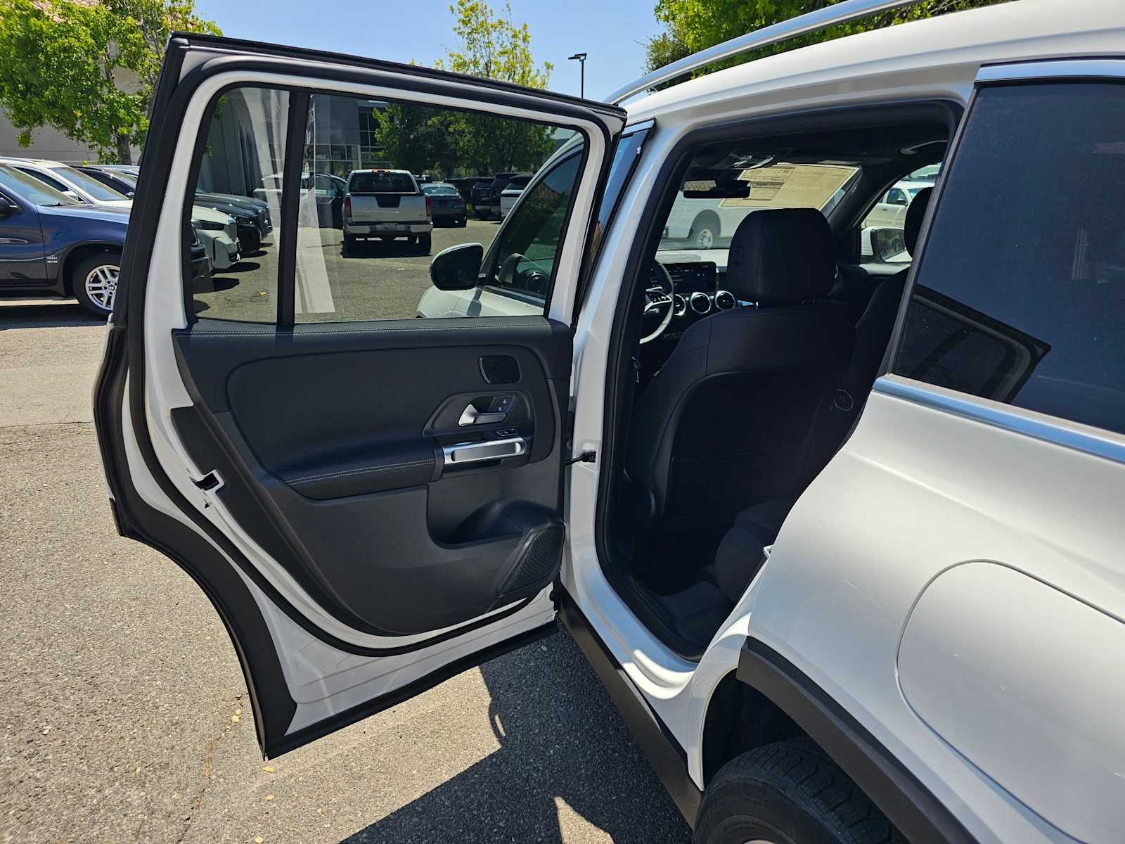 2026 Mercedes-Benz GLB 250 SUV