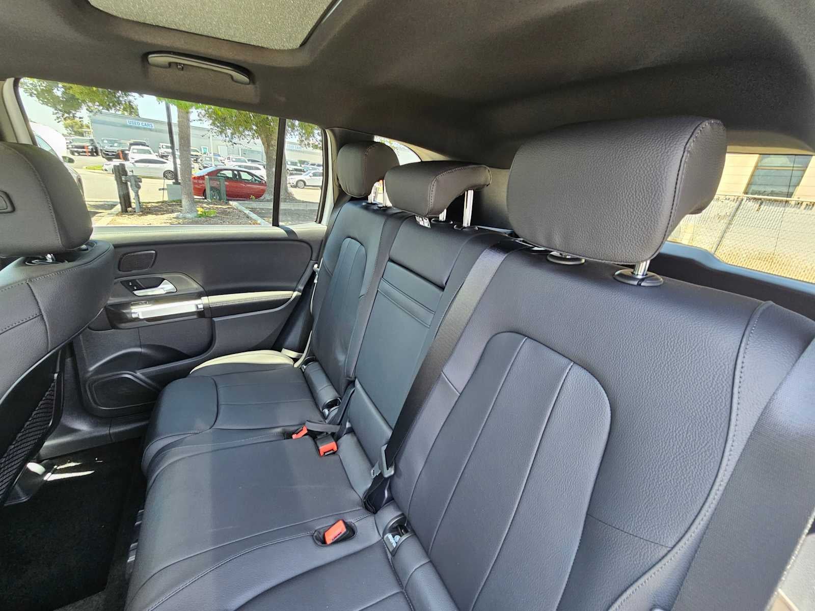 2026 Mercedes-Benz GLB 250 SUV