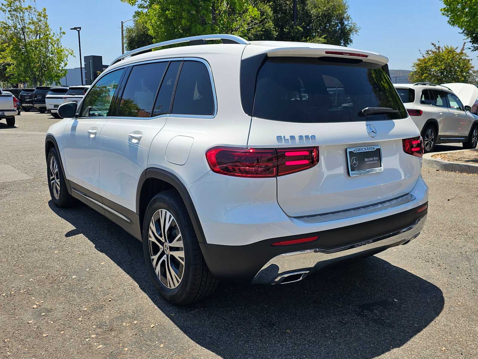 2026 Mercedes-Benz GLB 250 SUV