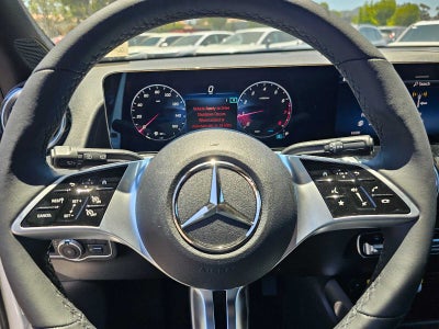 2026 Mercedes-Benz GLB 250 SUV