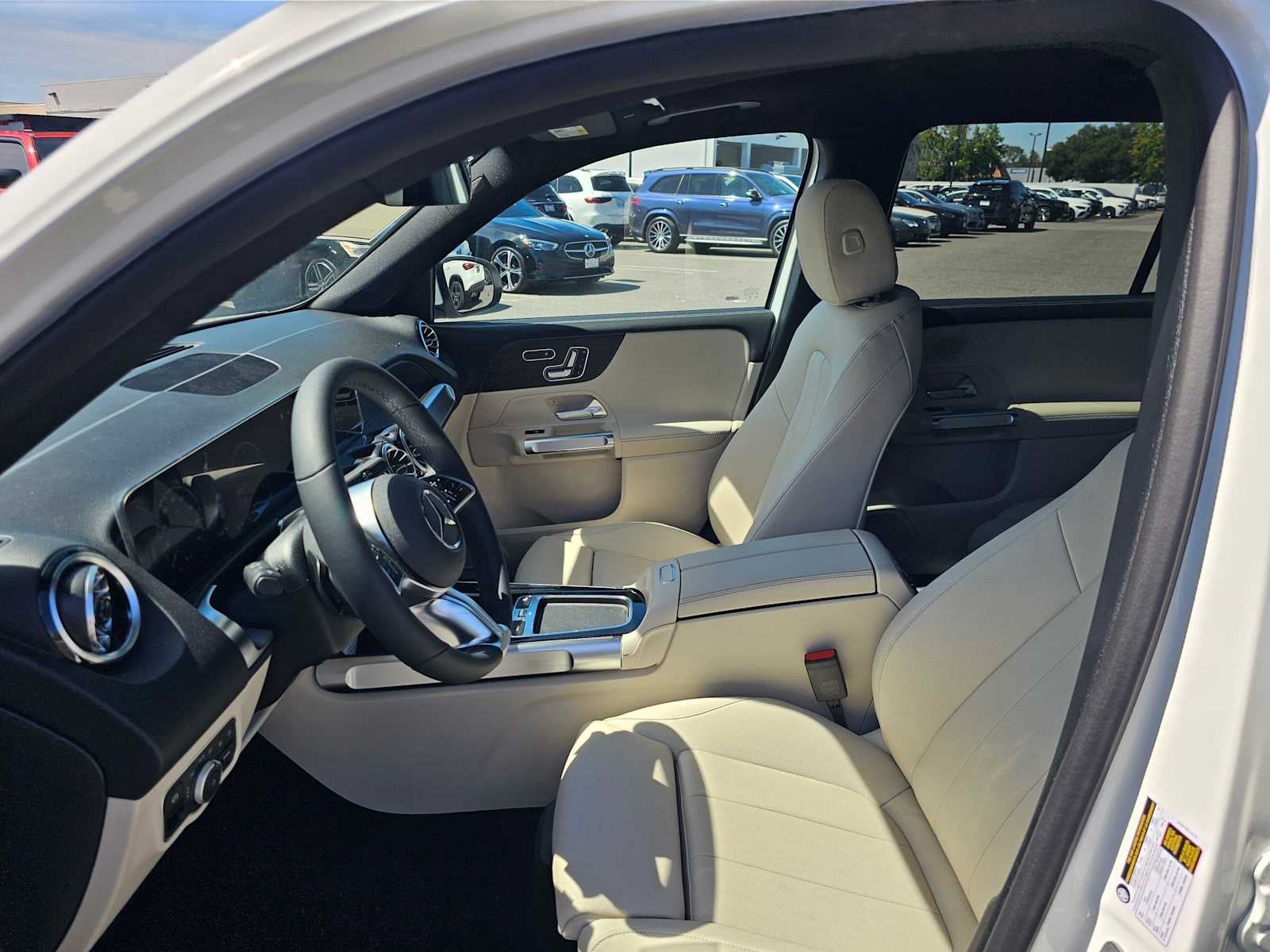 2026 Mercedes-Benz GLB 250 SUV