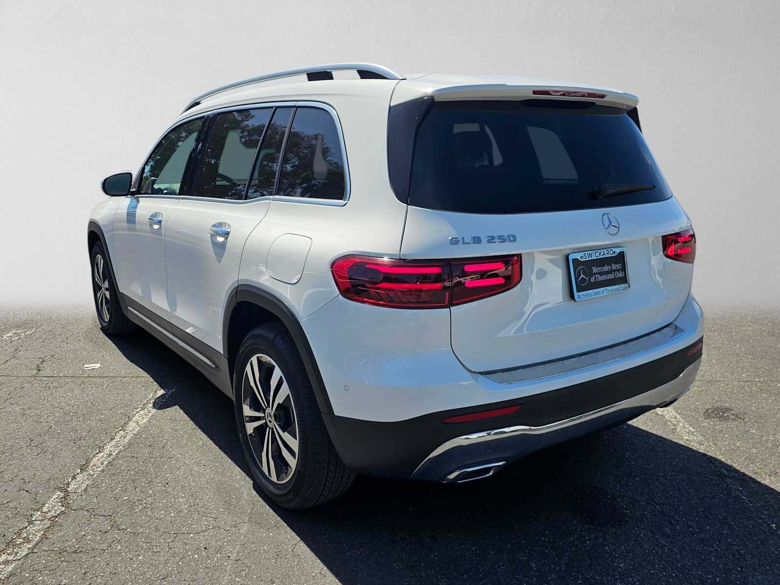 2026 Mercedes-Benz GLB 250 SUV