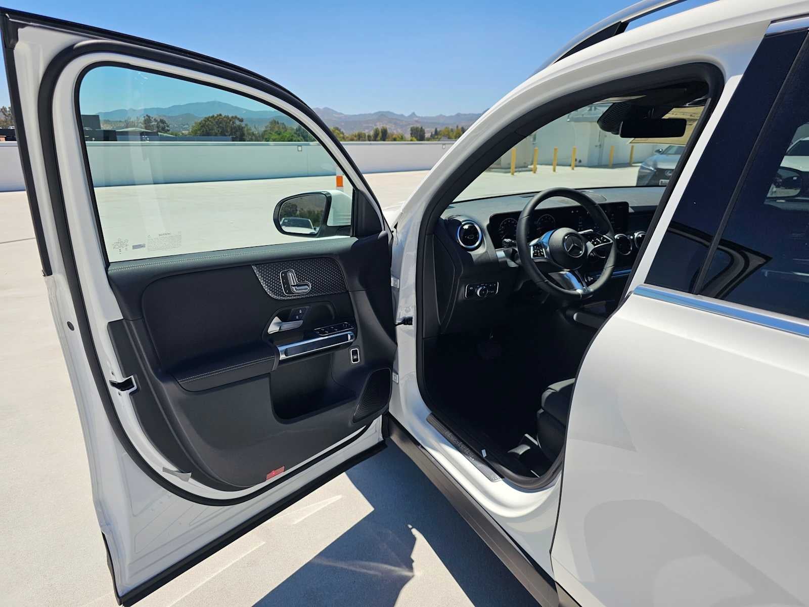 2026 Mercedes-Benz GLB 250 SUV