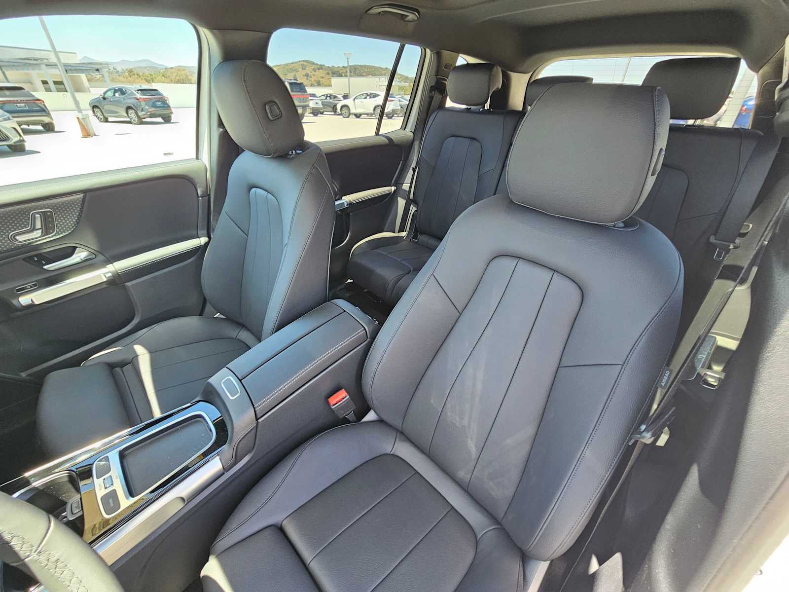 2026 Mercedes-Benz GLB 250 SUV