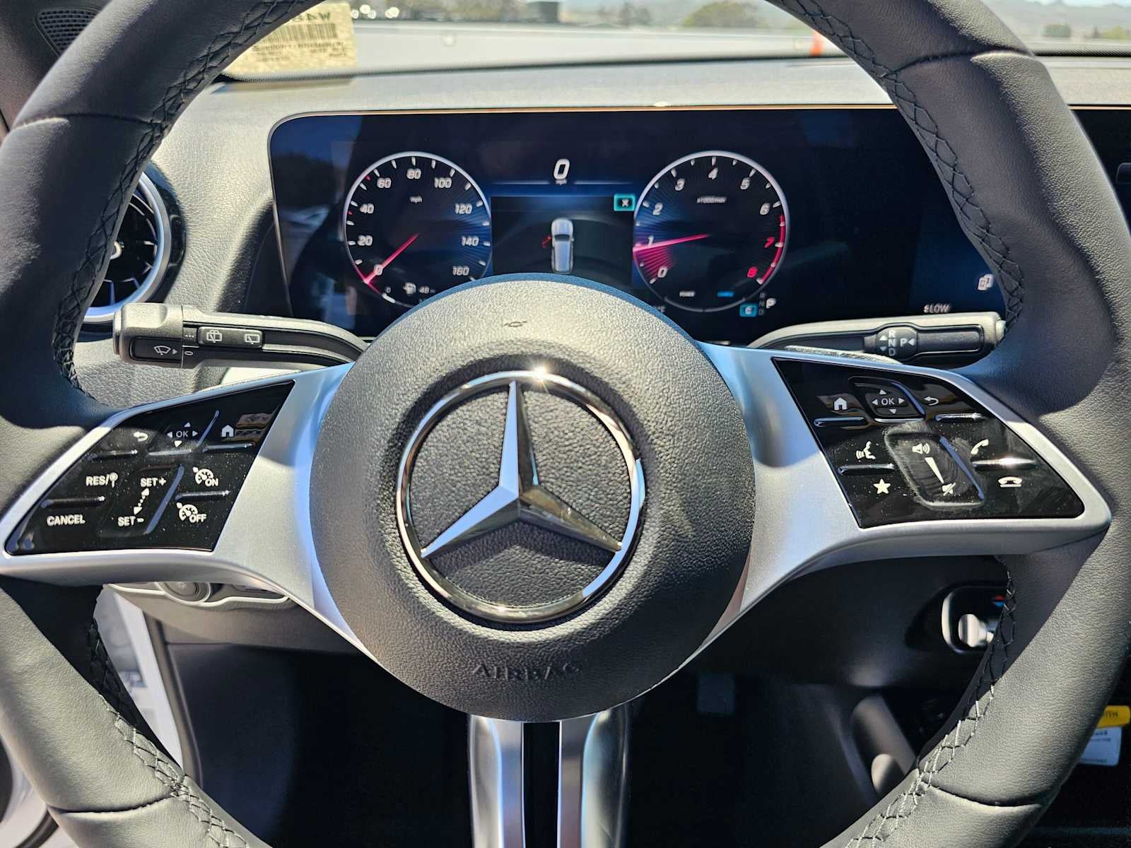 2026 Mercedes-Benz GLB 250 SUV