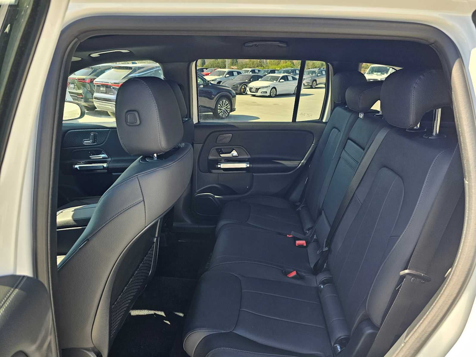 2026 Mercedes-Benz GLB 250 SUV