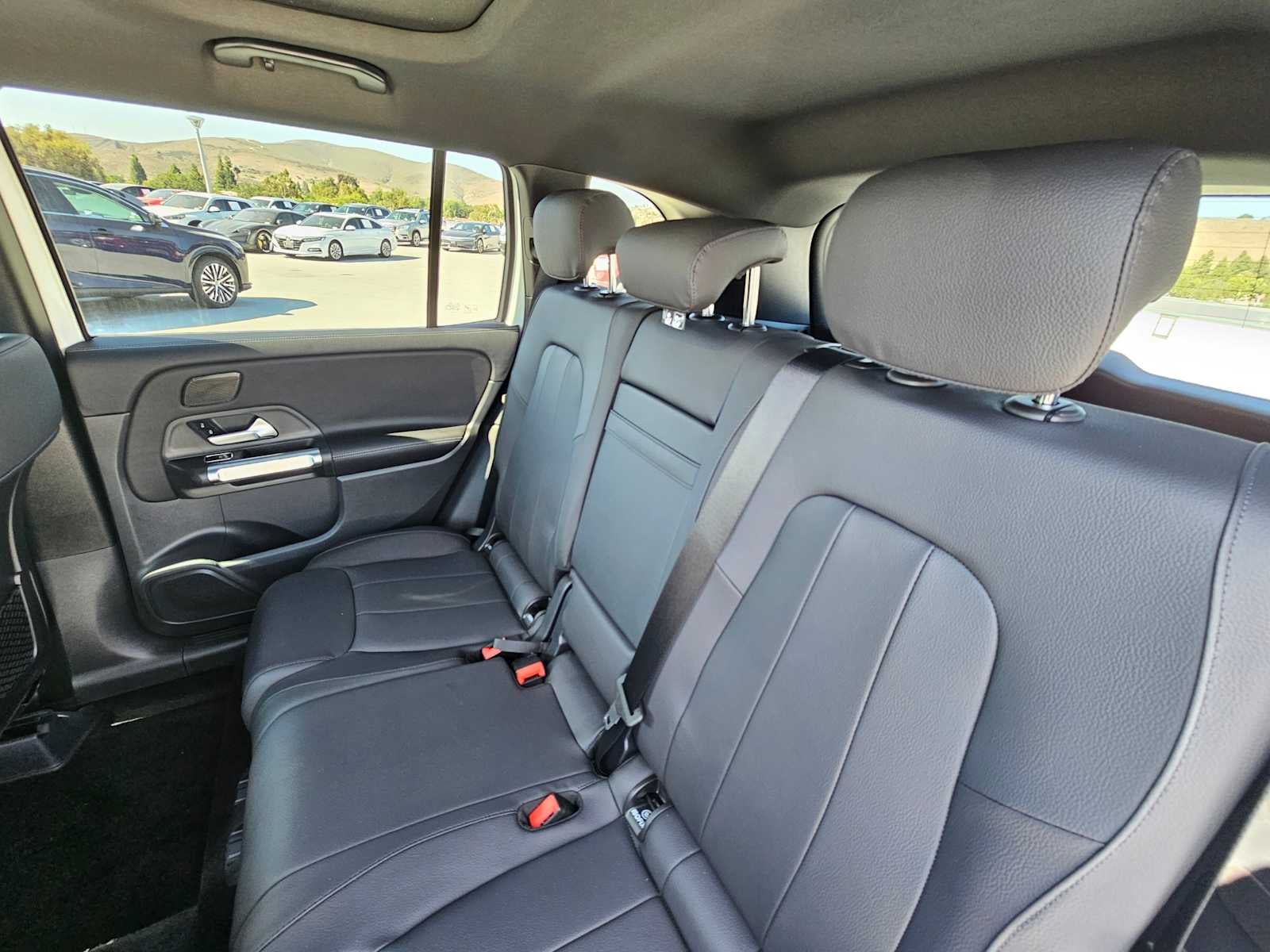 2026 Mercedes-Benz GLB 250 SUV