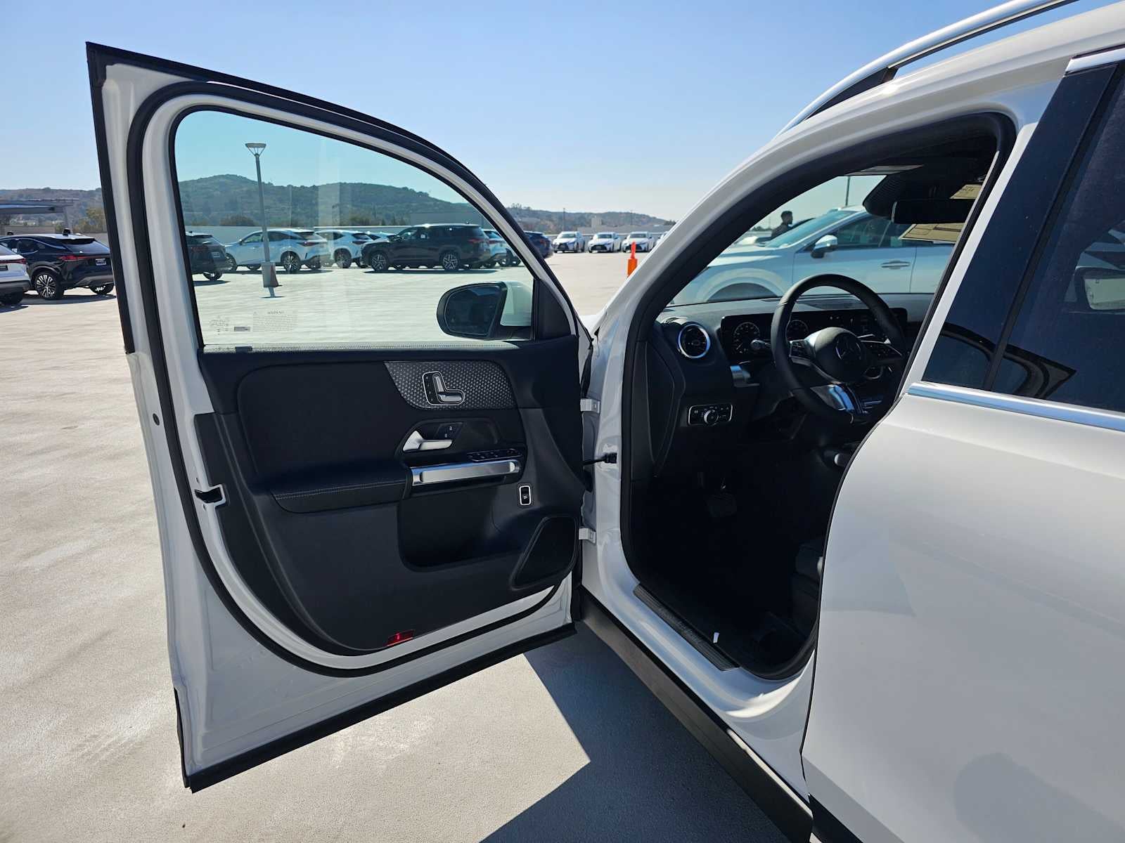 2026 Mercedes-Benz GLB 250 SUV