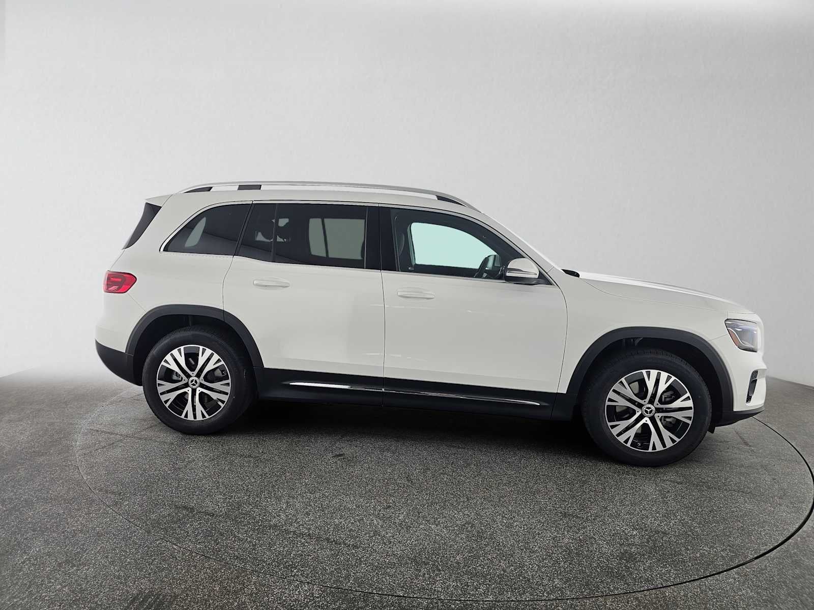 2026 Mercedes-Benz GLB 250 SUV