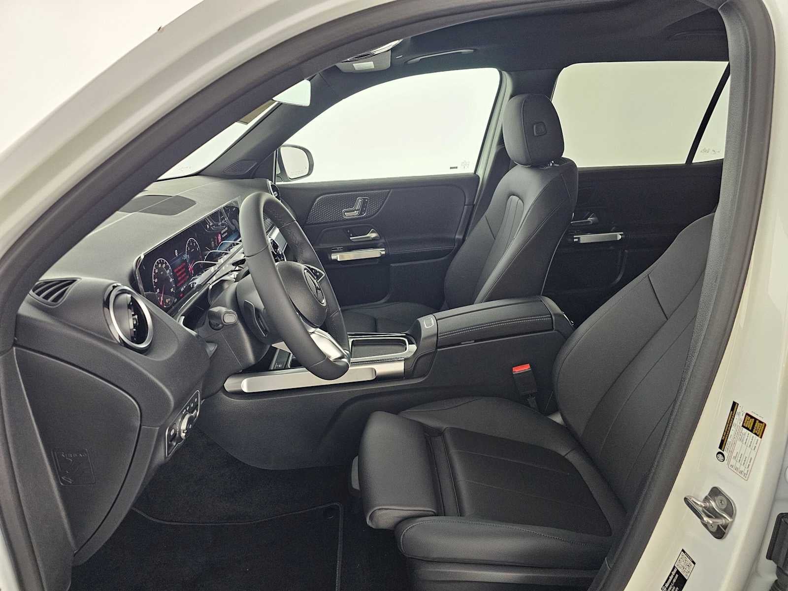 2026 Mercedes-Benz GLB 250 SUV