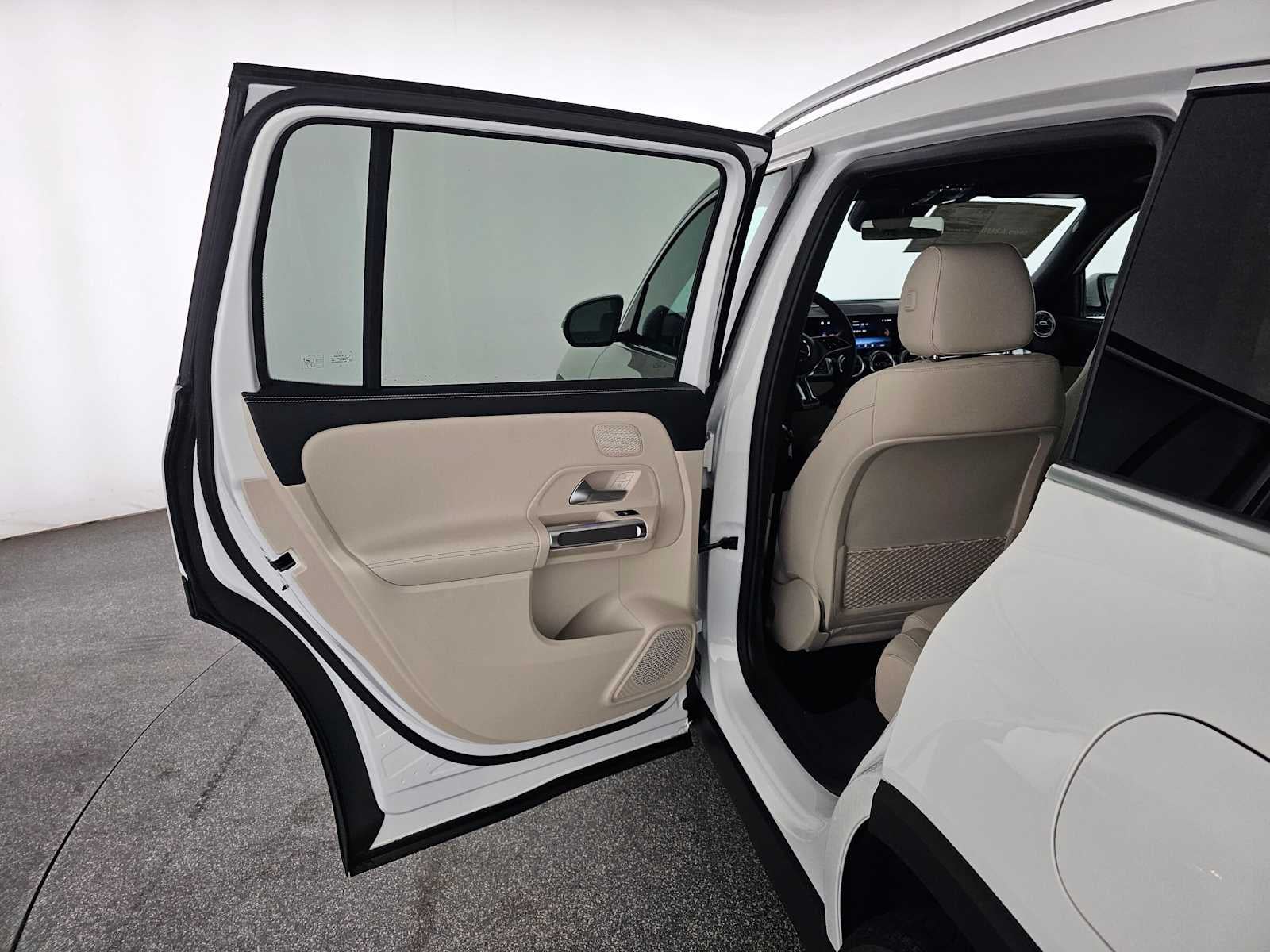 2026 Mercedes-Benz GLB 250 SUV
