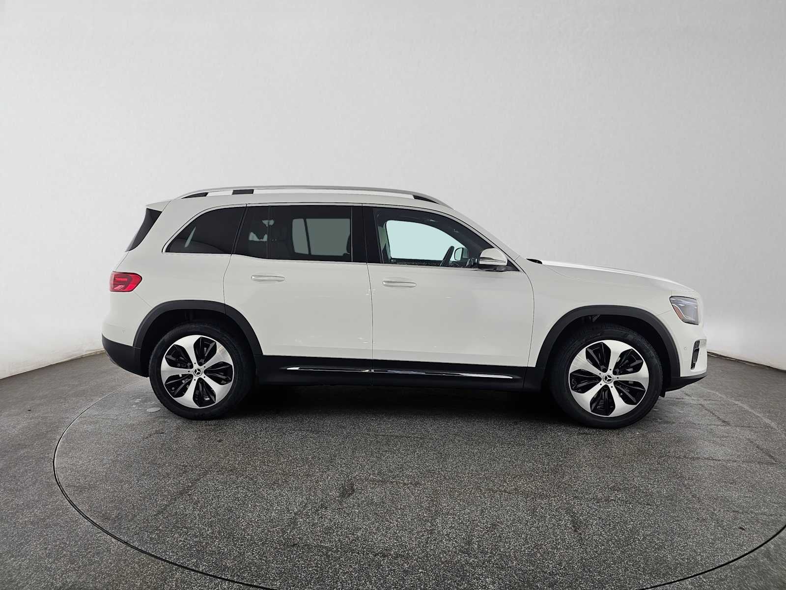 2026 Mercedes-Benz GLB 250 SUV
