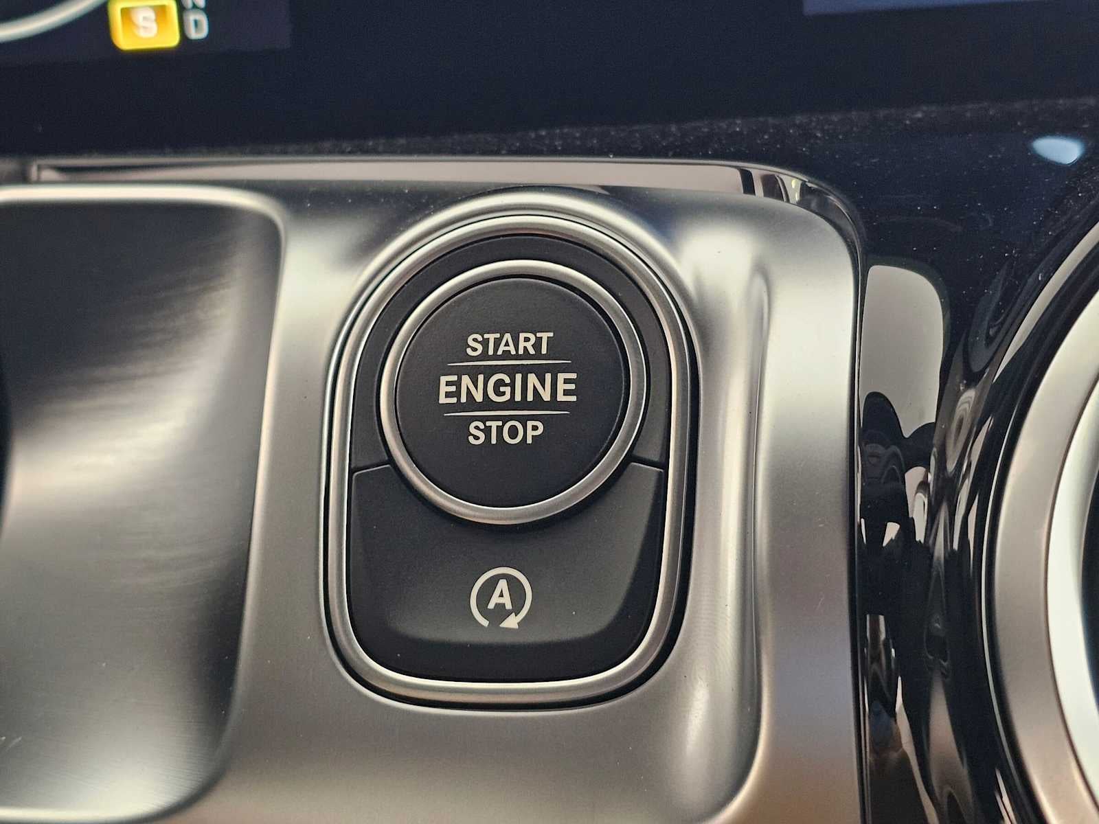 2026 Mercedes-Benz GLB 250 SUV