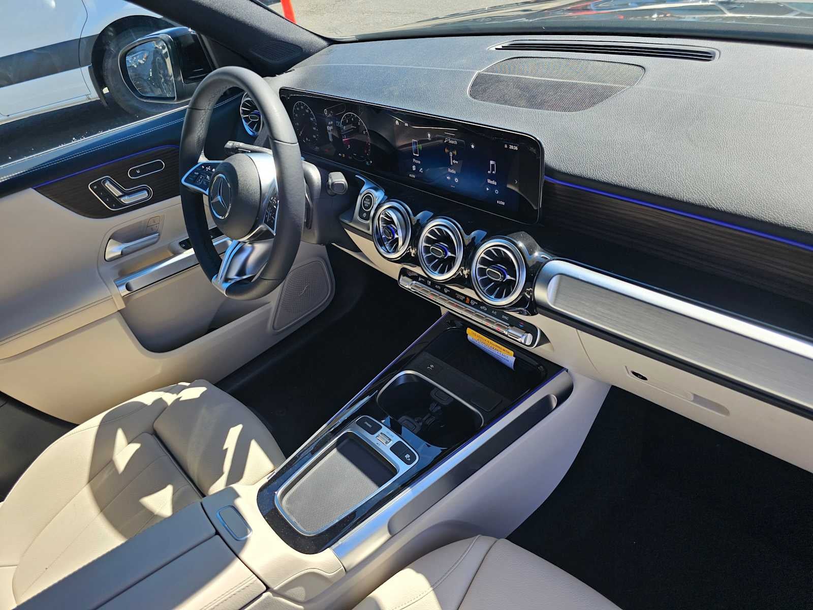 2026 Mercedes-Benz GLB 250 SUV