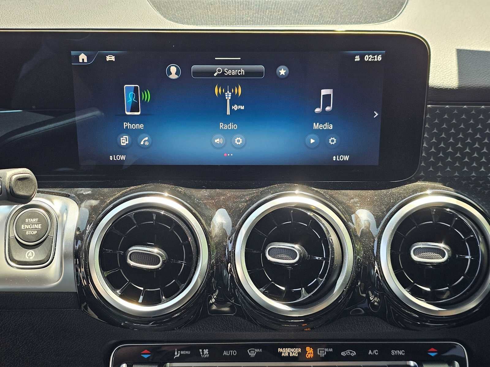 2026 Mercedes-Benz GLB 250 SUV