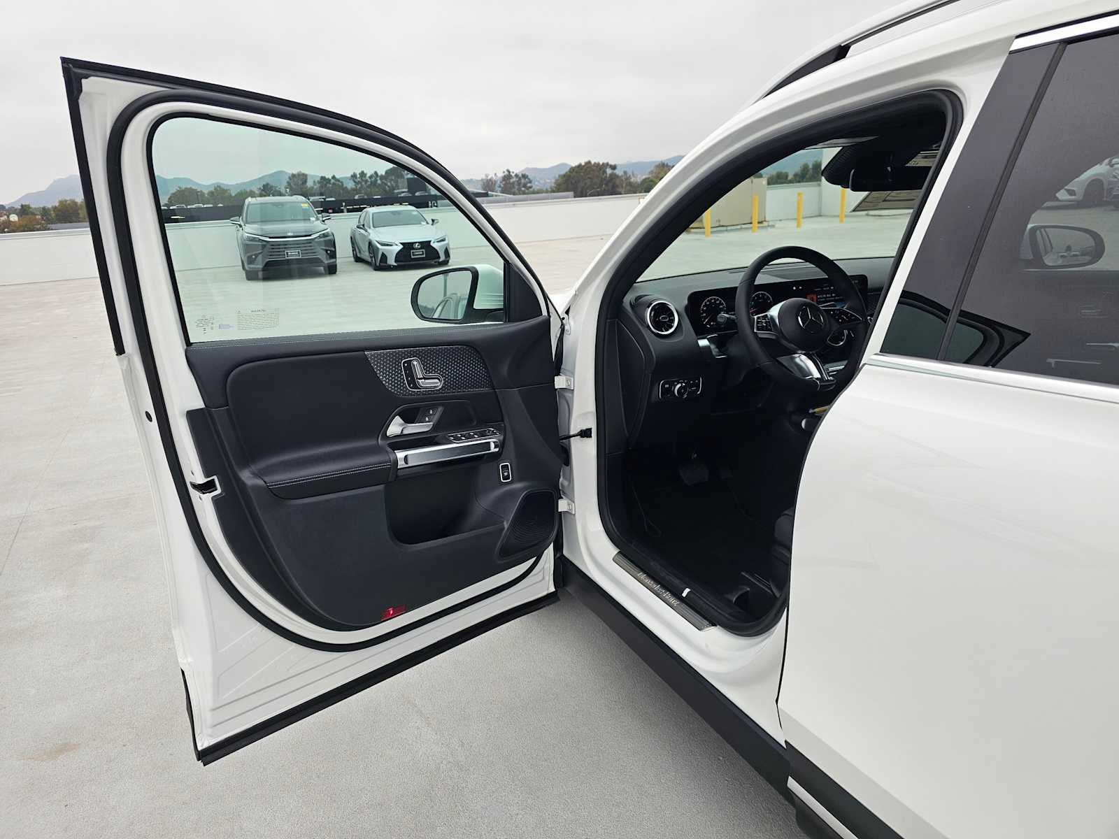 2026 Mercedes-Benz GLB 250 SUV