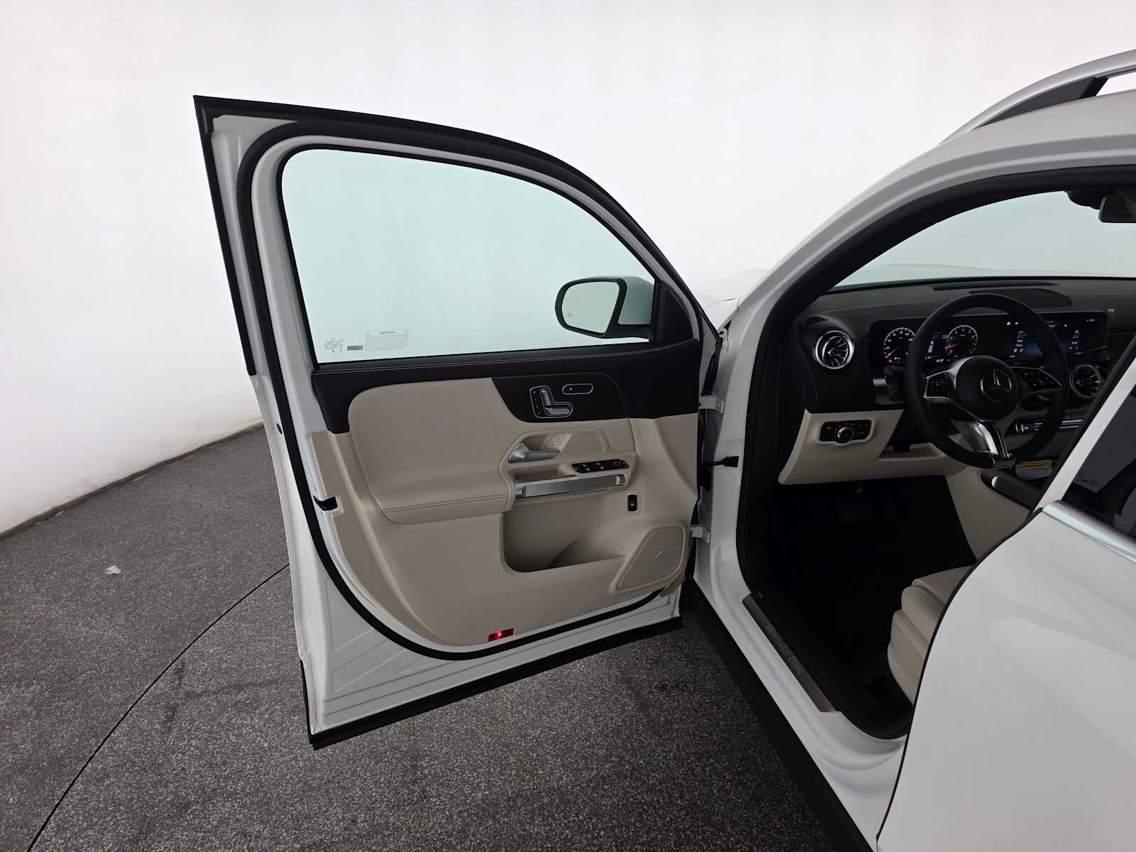 2026 Mercedes-Benz GLB 250 SUV