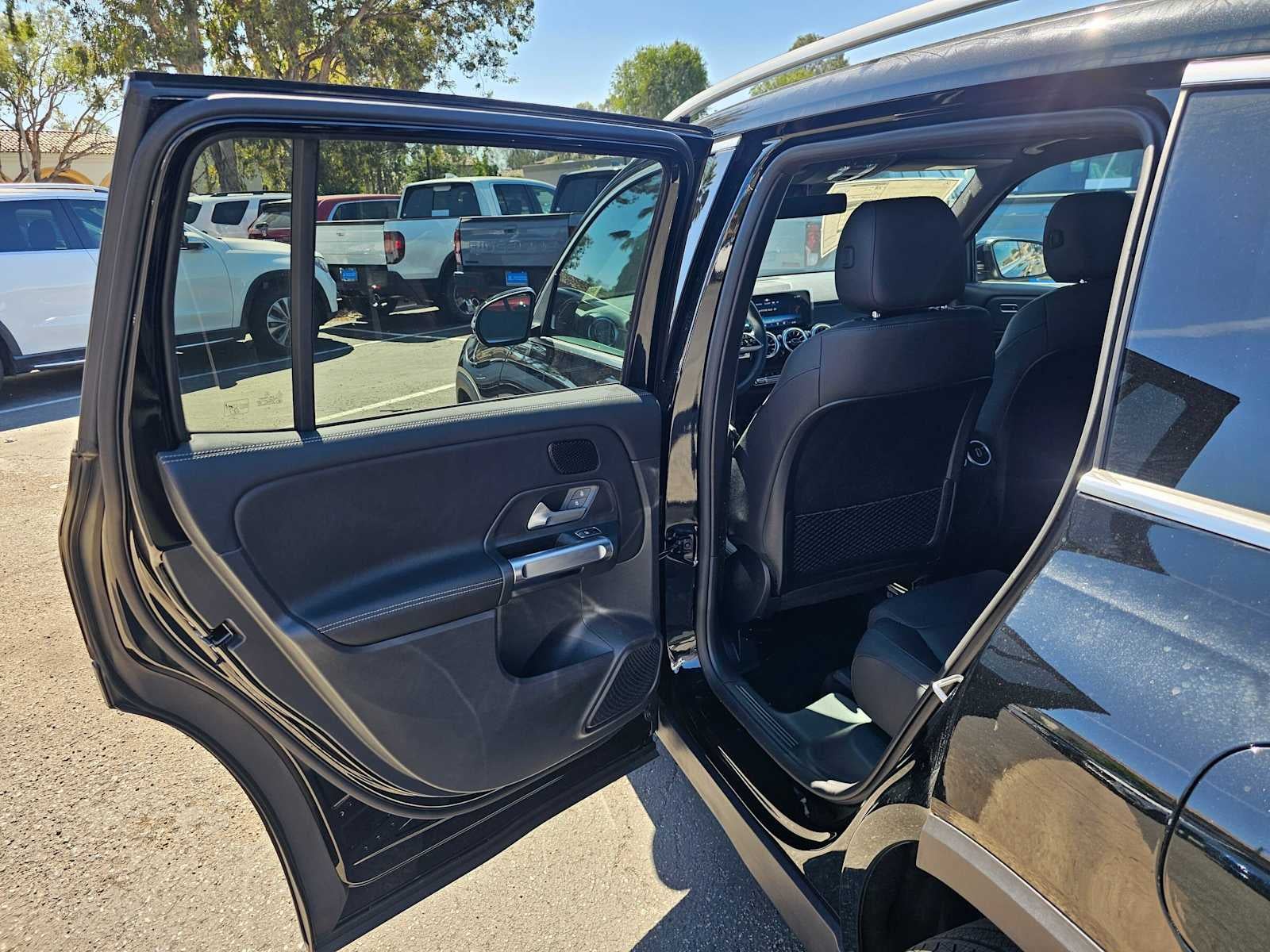 2026 Mercedes-Benz GLB 250 SUV