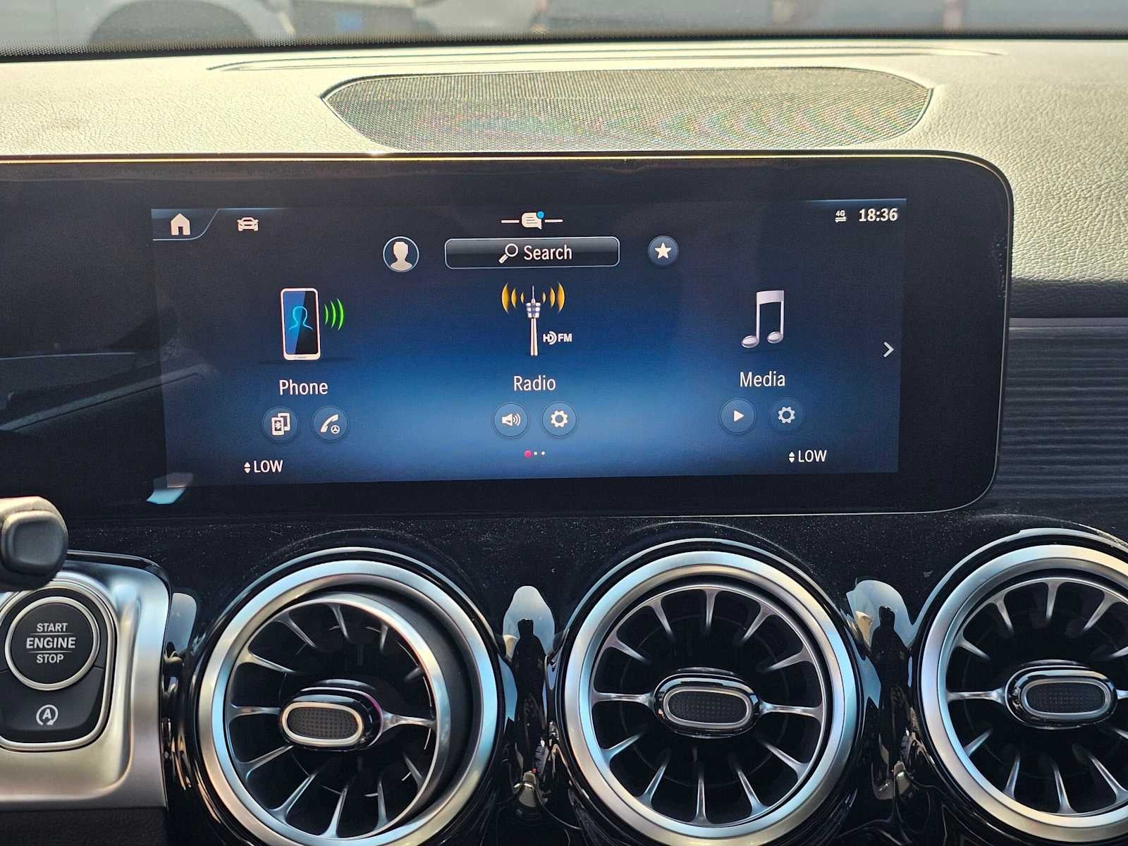 2026 Mercedes-Benz GLB 250 SUV