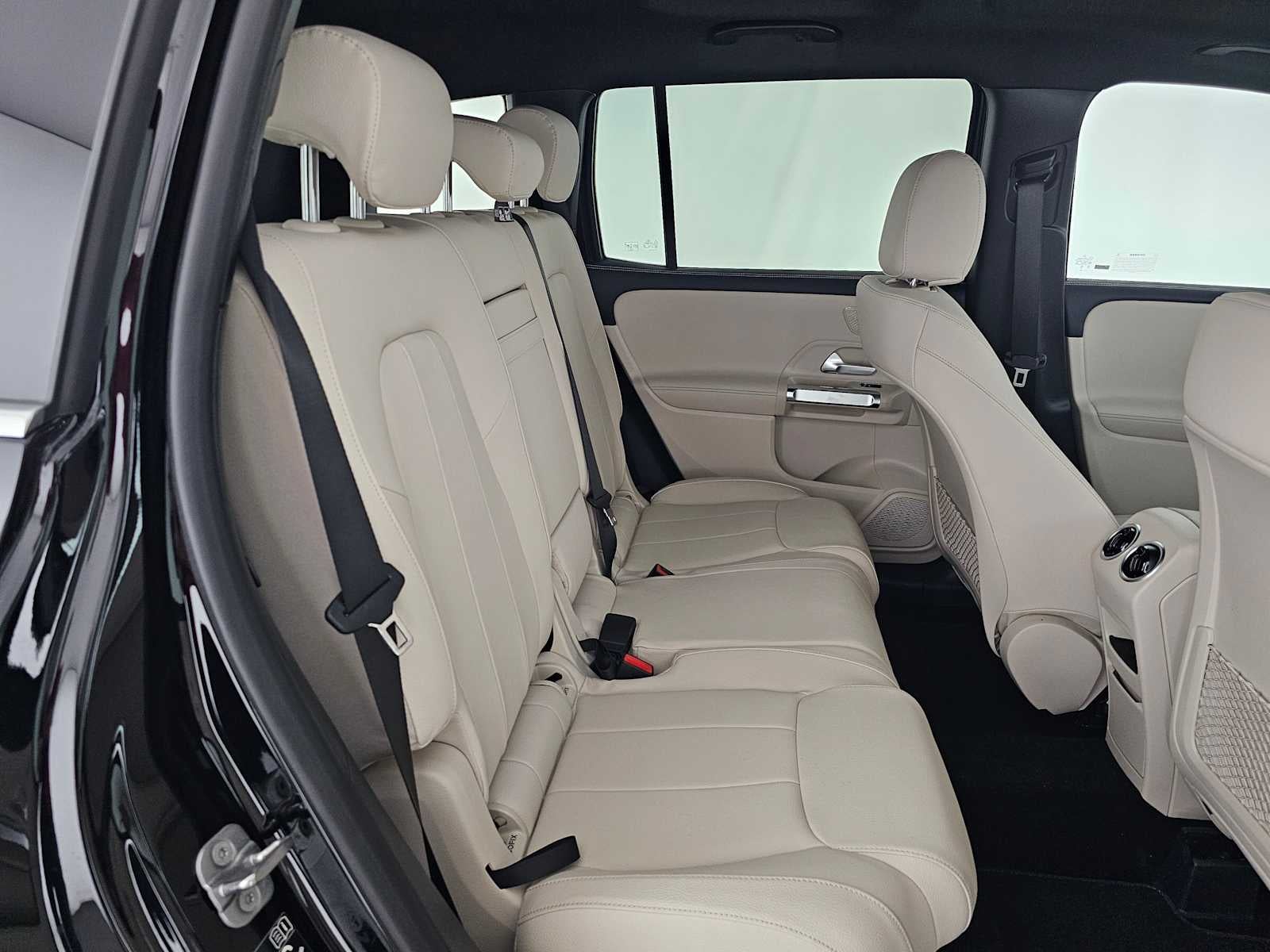 2026 Mercedes-Benz GLB 250 SUV