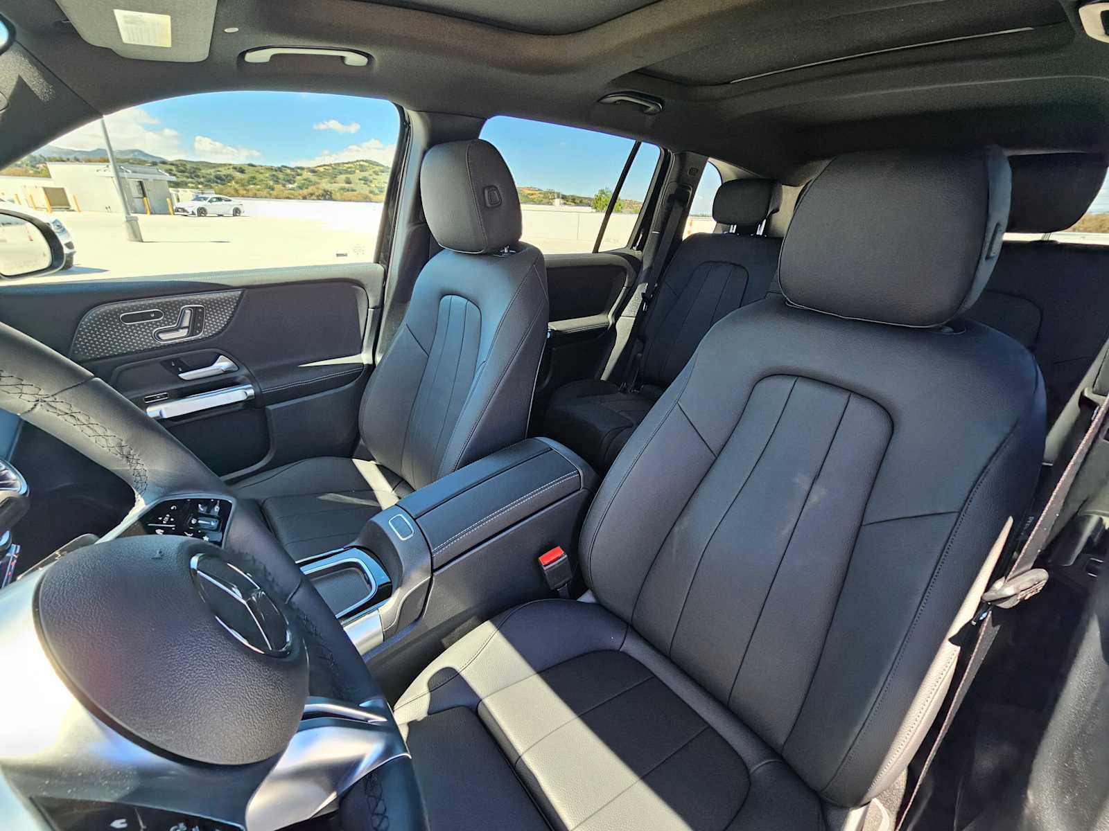 2026 Mercedes-Benz GLB 250 SUV