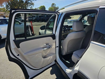 2026 Mercedes-Benz GLB 250 SUV