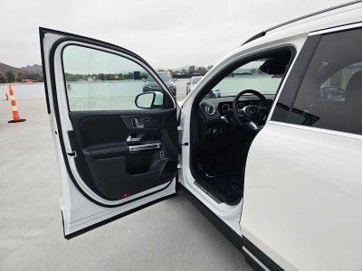2026 Mercedes-Benz GLB 250 SUV